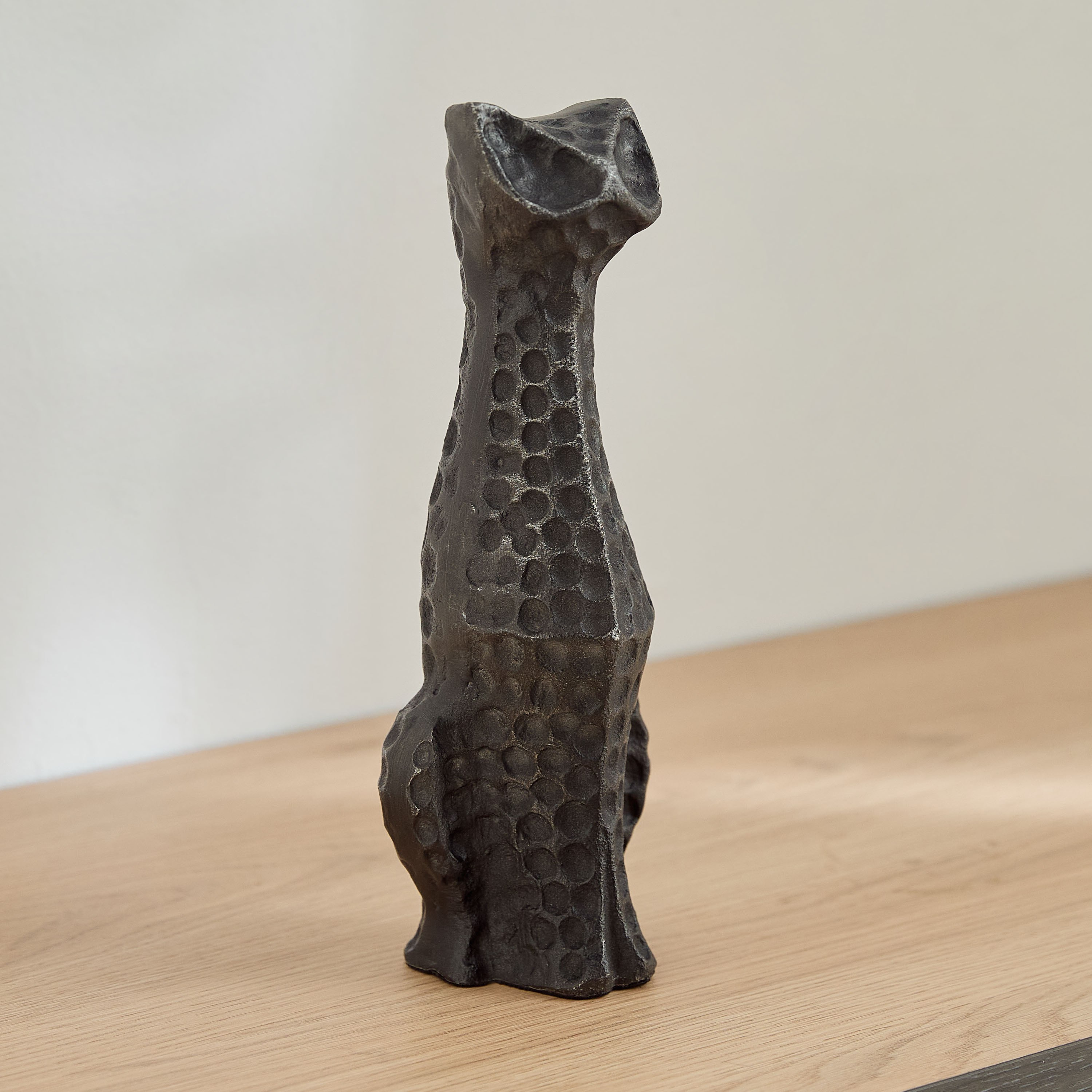 Orbet Aluminium Cat Table Decor Accent - 9x8x25 cm-hbxhomeware-homedecor-figurinesandornaments-image-1