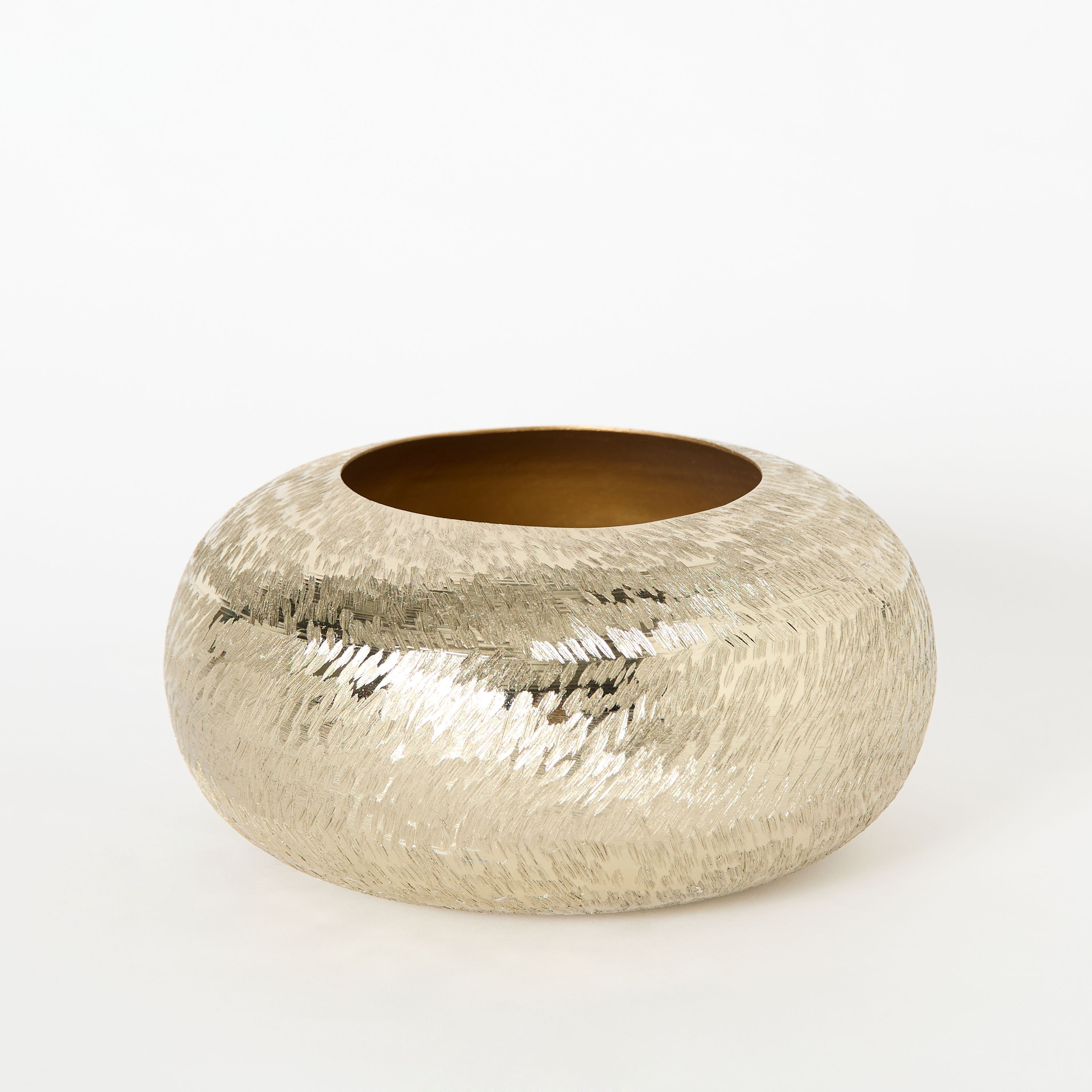 مزهرية ألومنيوم مسطحة بارزة الملمس من كاتلين - 26x26x13 سم-PROMO_HB_AE_B2G2_011025-image-5