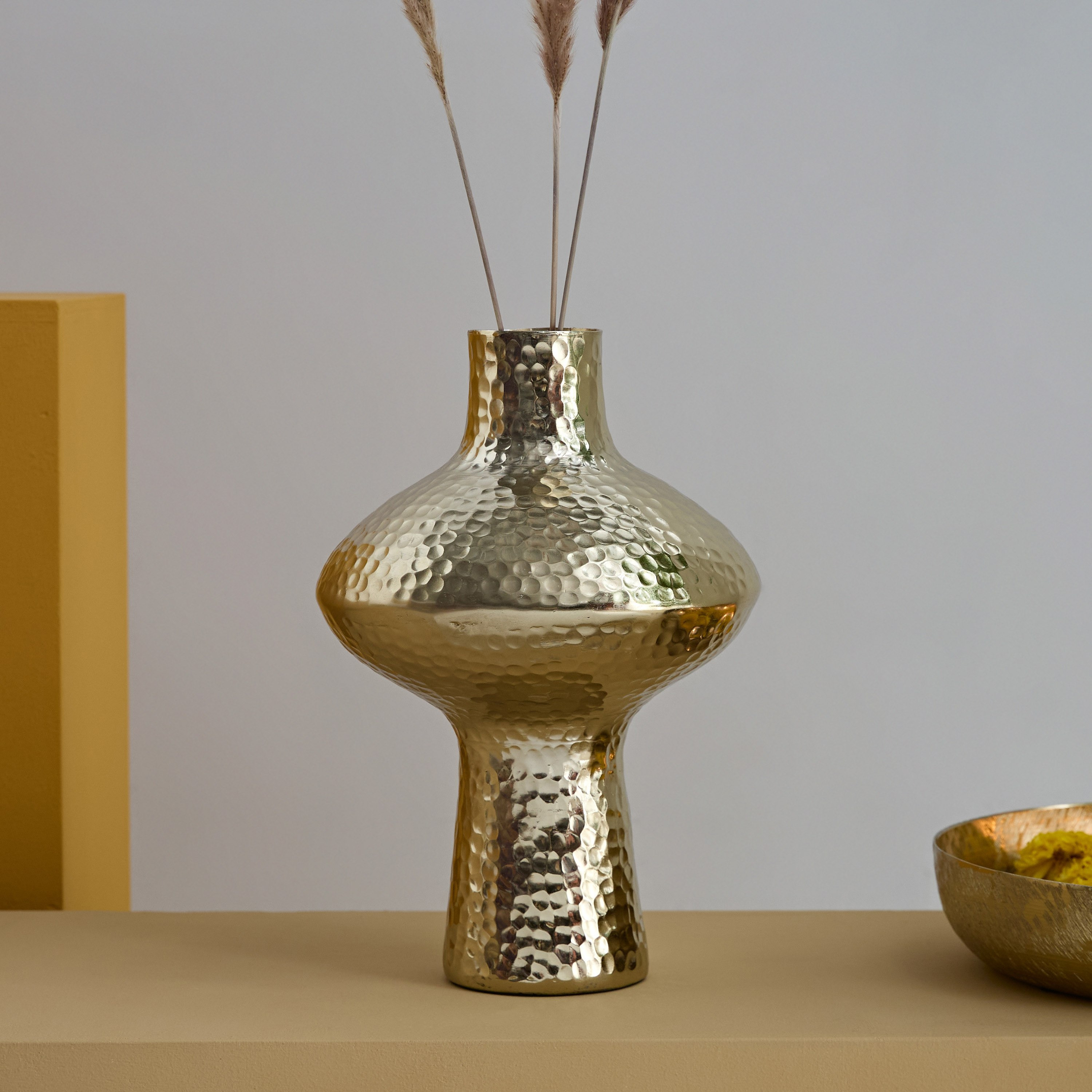 Catlyn Aluminium Hammered Vase - 17x17x28 cm-PROMO_HB_AE_B2G2_011025-image-1
