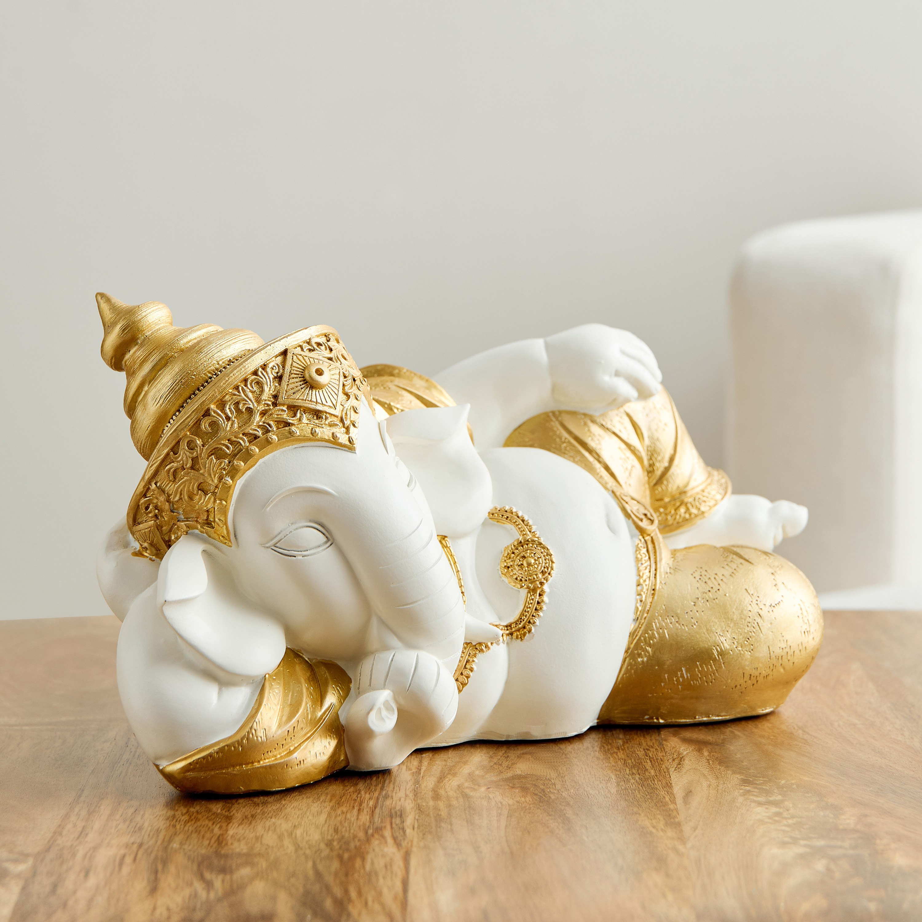 قطعة ديكور بوليريسين جانيشا  متكئ من ديلين - 32.5x16x16.5 سم-hbxhomeware-homedecor-figurinesandornaments-image-2