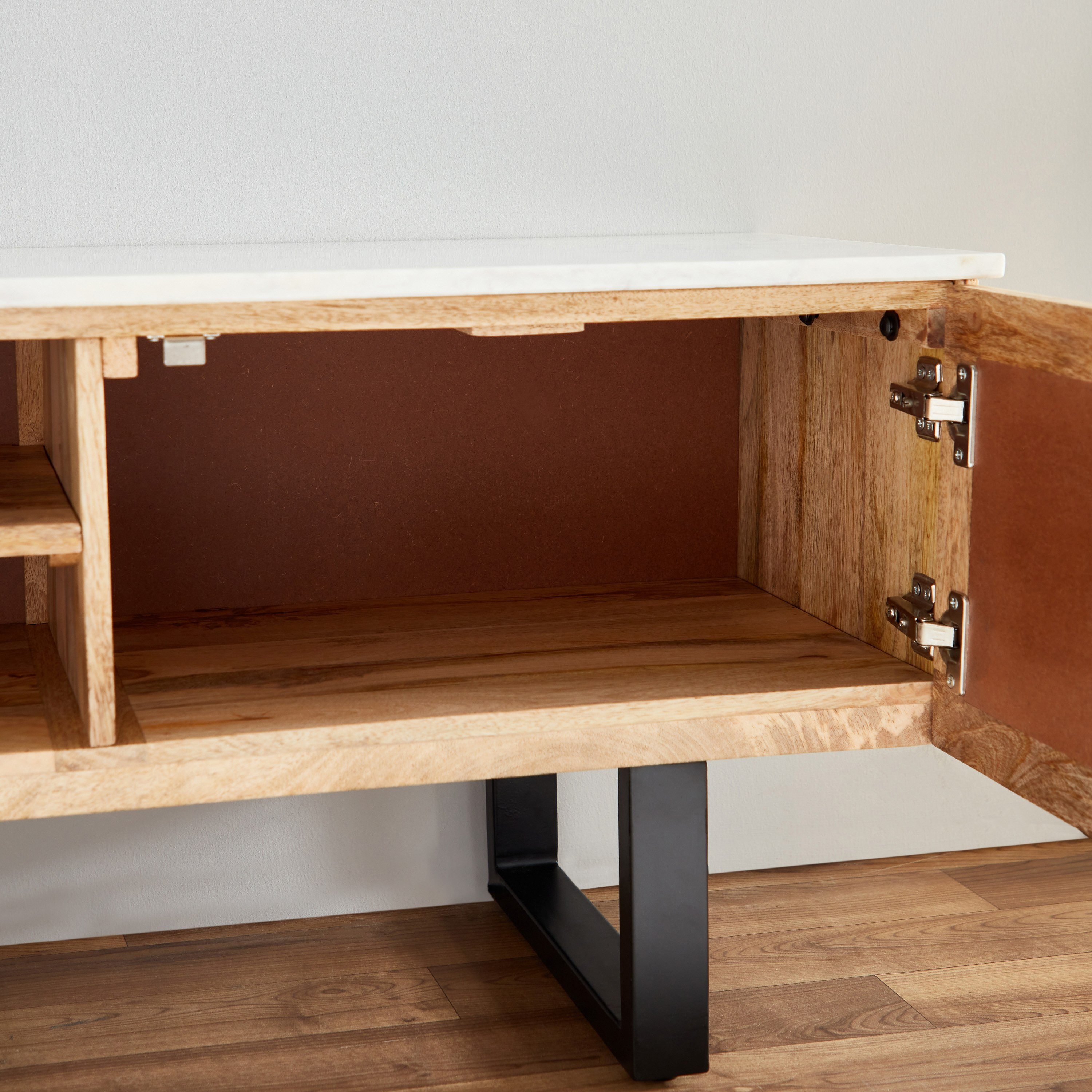 وحدة تلفزيون حتى 70 بوصة بسطح من الرخام الأصلي - فلوريا من فيندرا-hbxlivingroom-mediaunitsandstorage-tvunits-image-13