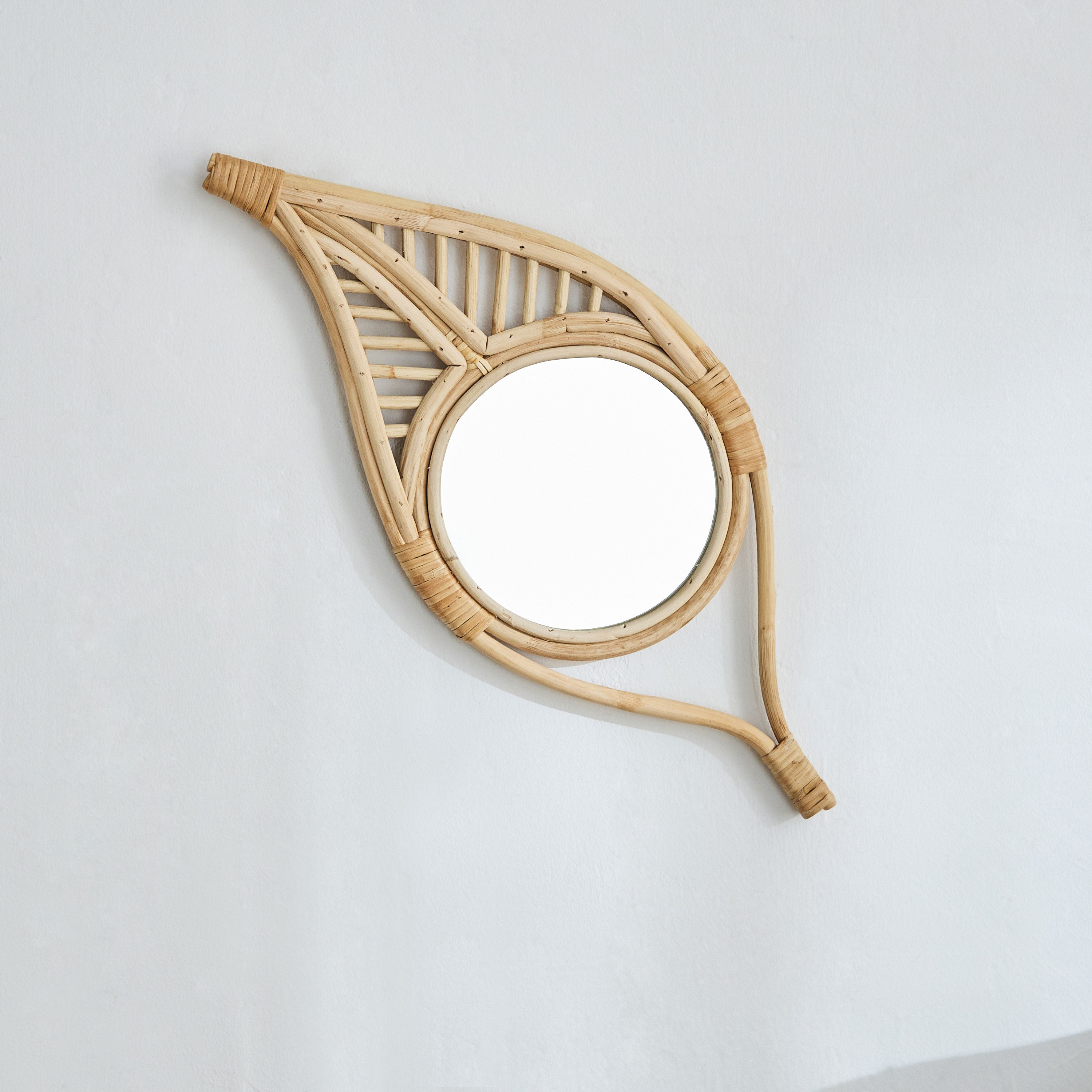 Boho Bliss Decorative Leaf Mirror - 54x4x23 cm-PROMO_HB_AE_B1G1_250925-image-2