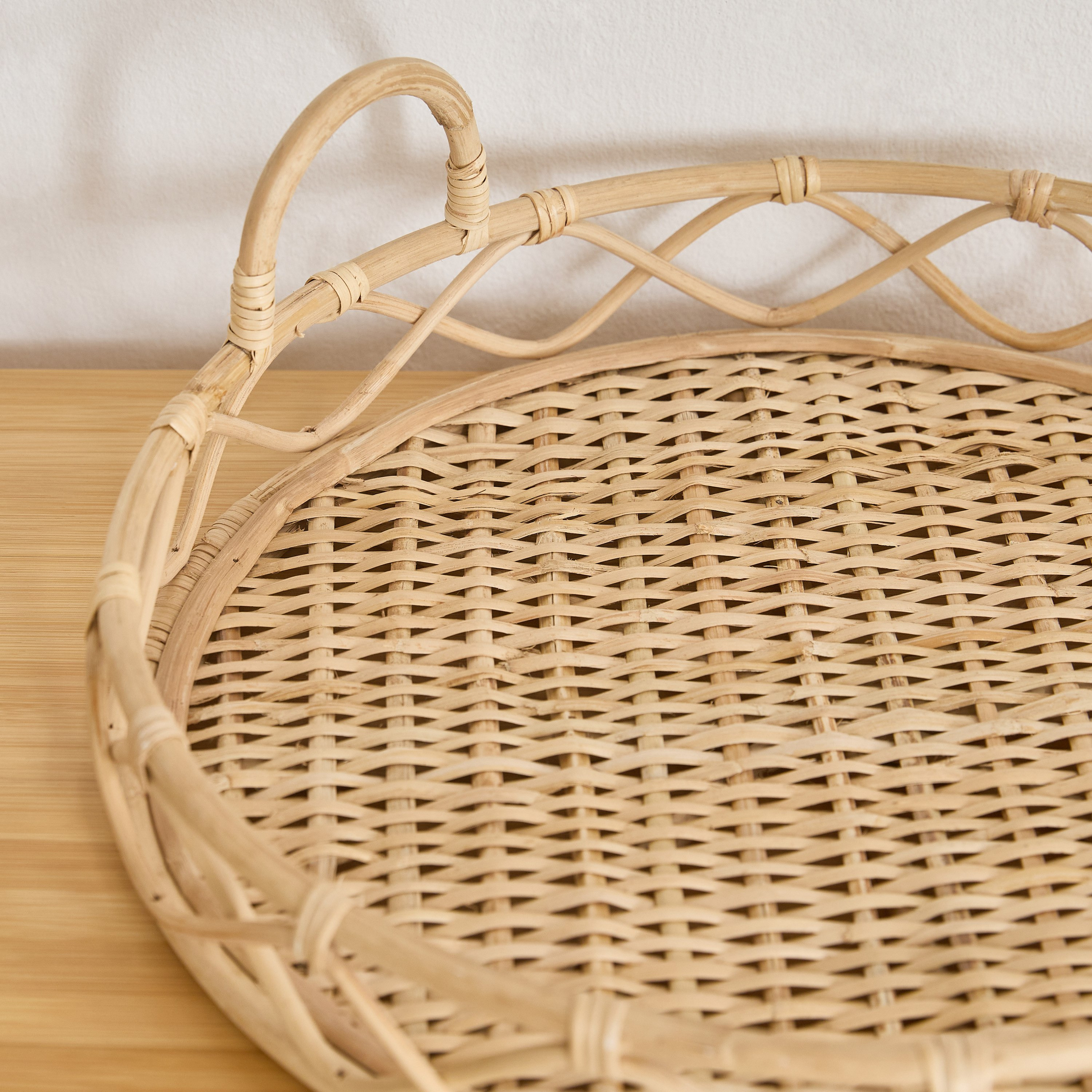 Boho Bliss Round Tray - 39x39x7 cm-hbxhomeware-hbxkitchen-image-3