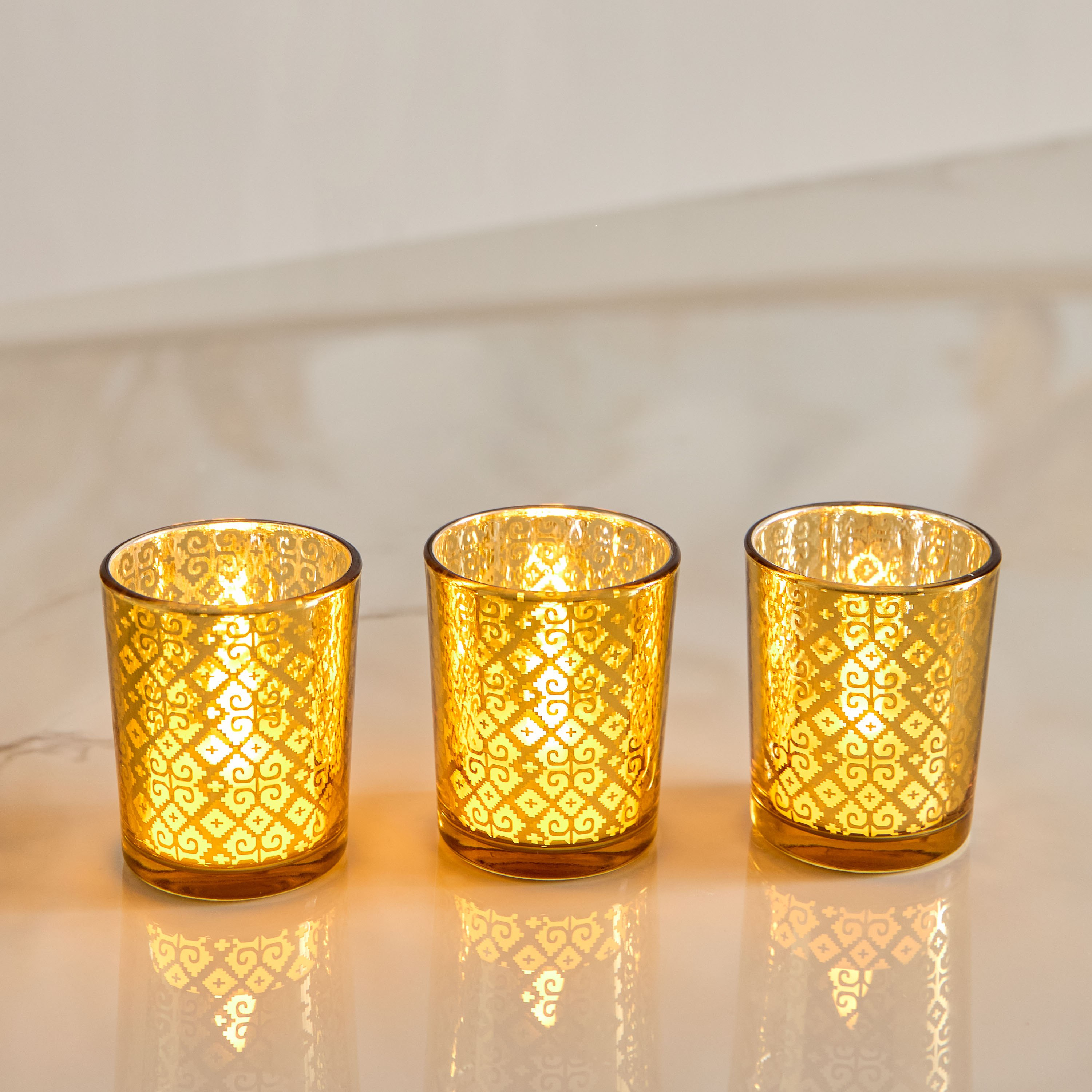 حامل شموع زجاجي من ريوس- طقم من 3 قطع-hbxlivingroom-decorandaccessories-candleholders-image-1