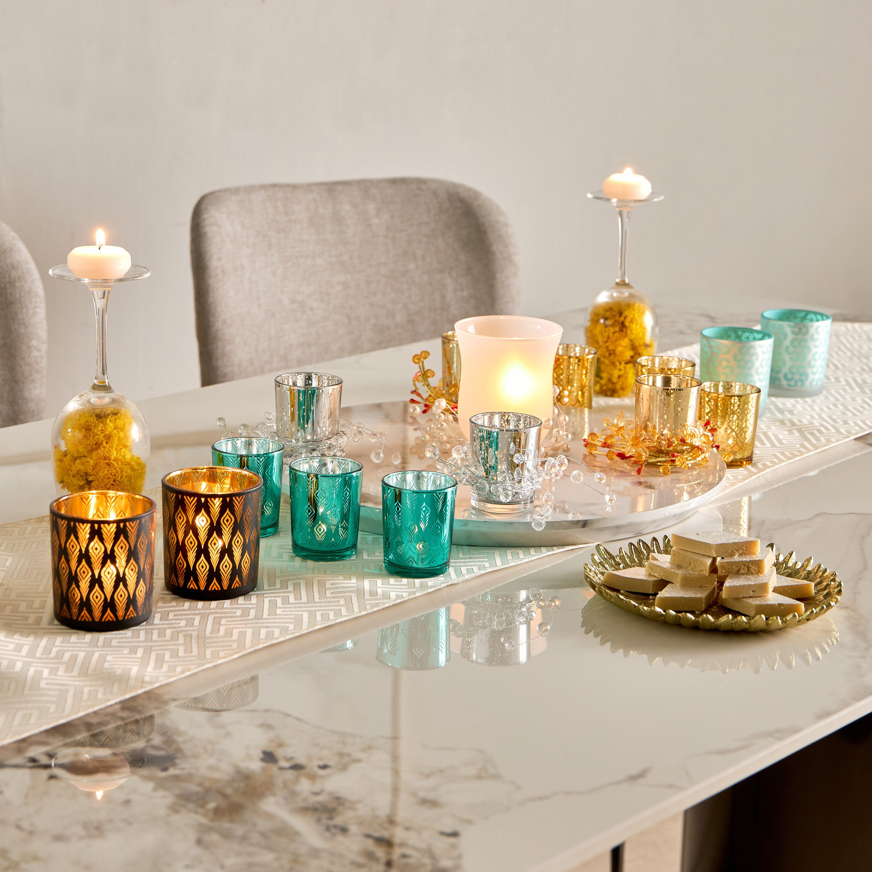 Ruse 3-Piece Glass Peacock Cutwork Candleholder Set - 5.5x5.5x 6.7 cm-hbxlivingroom-decorandaccessories-candleholders-image-5