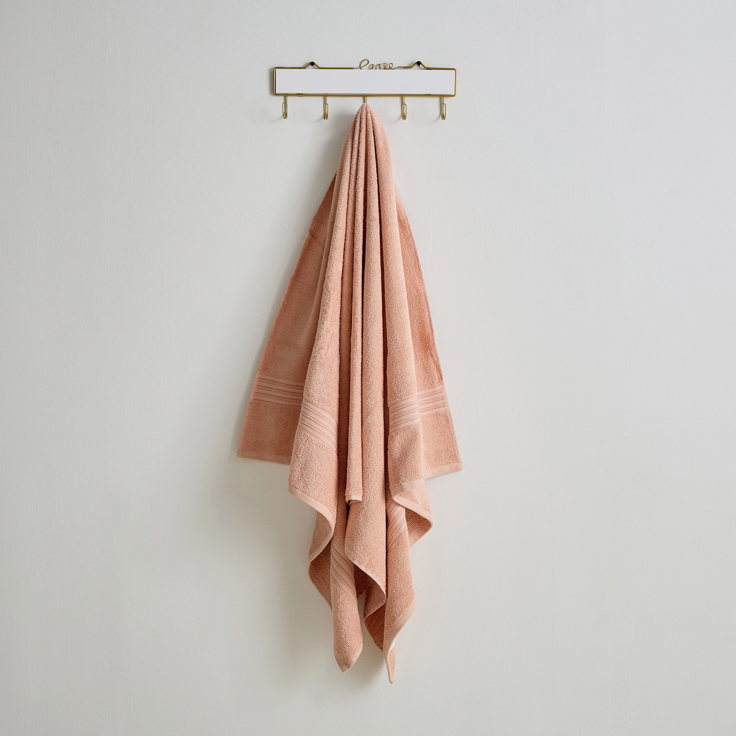 منشفة حمام ممشطة من إيسنشيال - 90x150 سم-hbxbathroom-bathroomtextiles-image-1