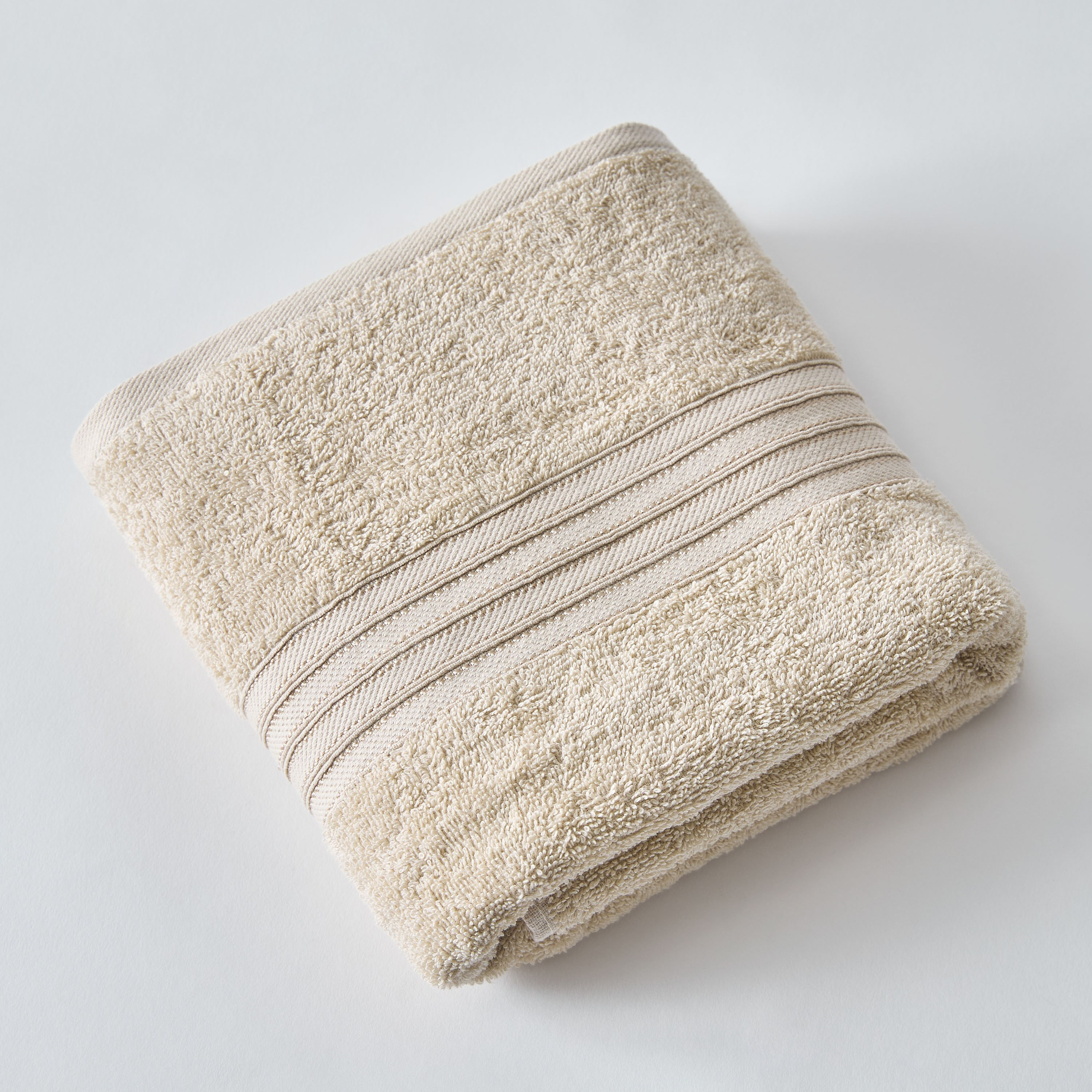 Essential Carded Bath Towel - 70x140 cm-hbxbathroom-bathroomtextiles-image-6