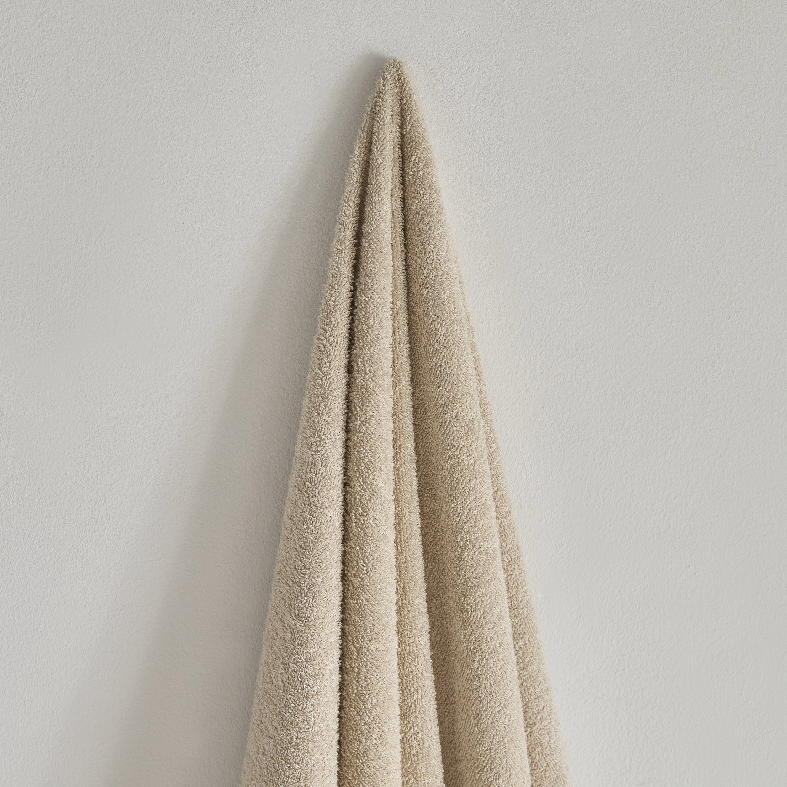 Essential Carded Bath Sheet - 90x150 cm-hbxbathroom-bathroomtextiles-image-2