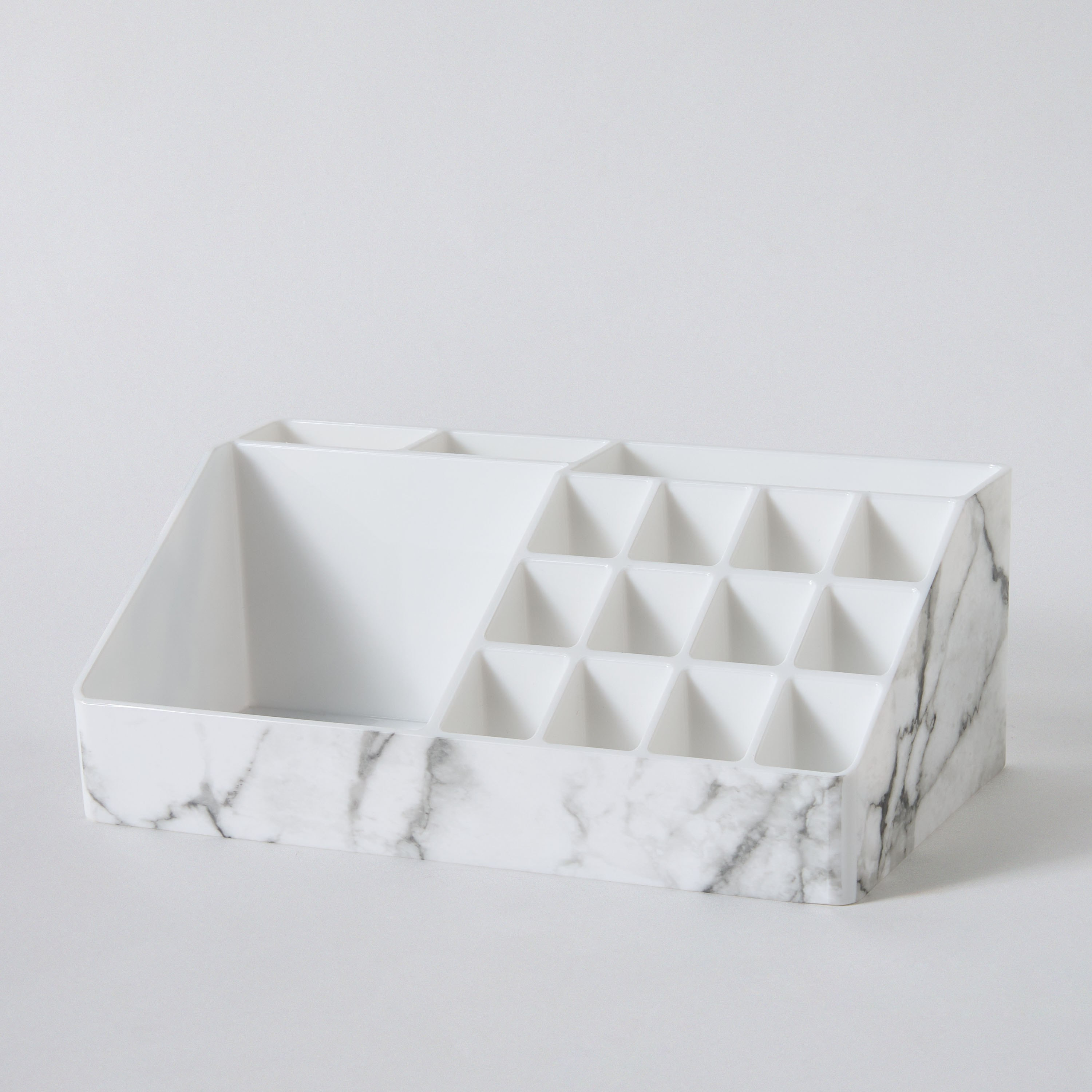 Magnus Makeup Organizer - 22x12x8 cm-hbxbedroom-bedroomaccessories-jewelleryboxesandholders-image-5