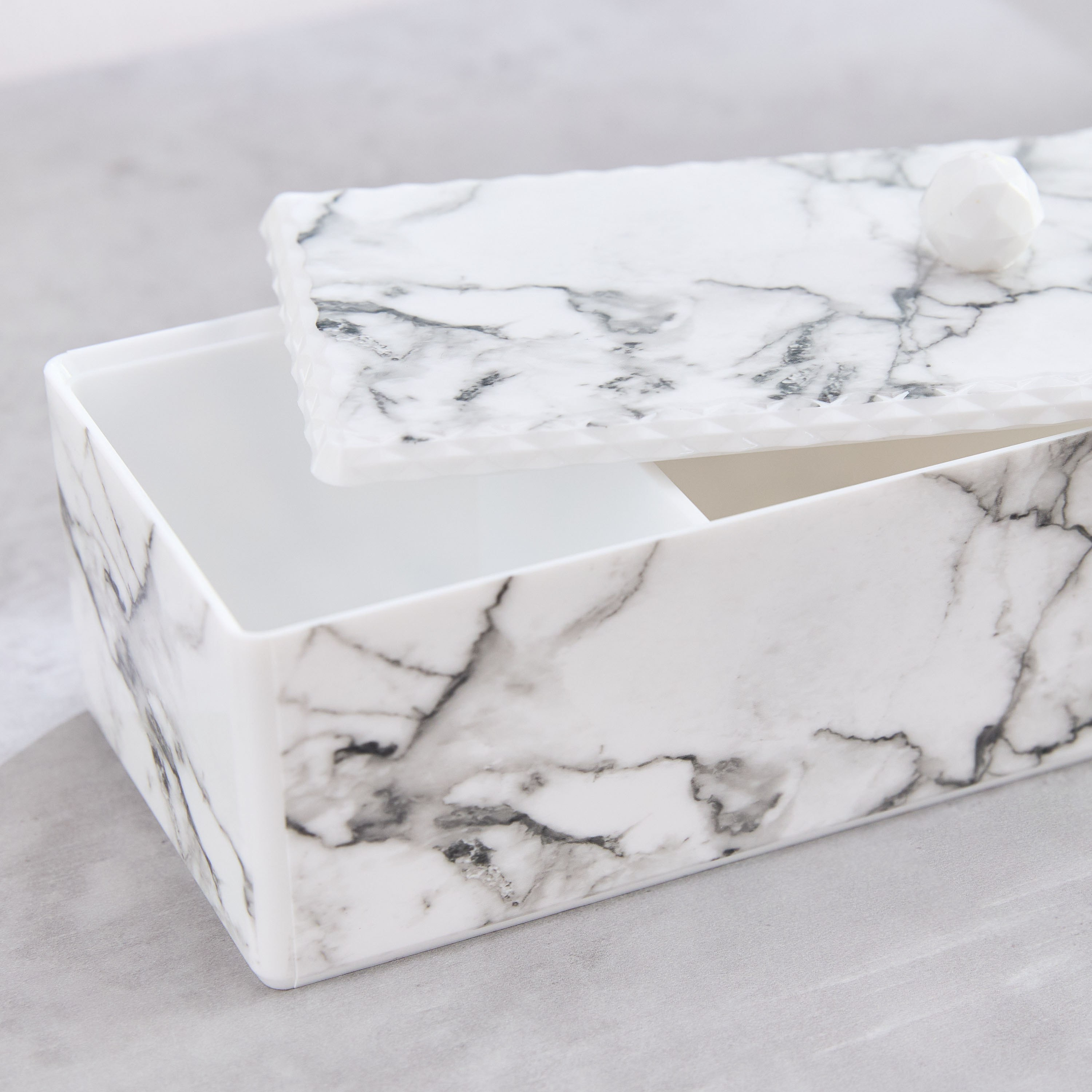 صندوق تخزين مستحضرات تجميل 3 أقسام من ماجنس-hbxbedroom-bedroomaccessories-jewelleryboxesandholders-image-3