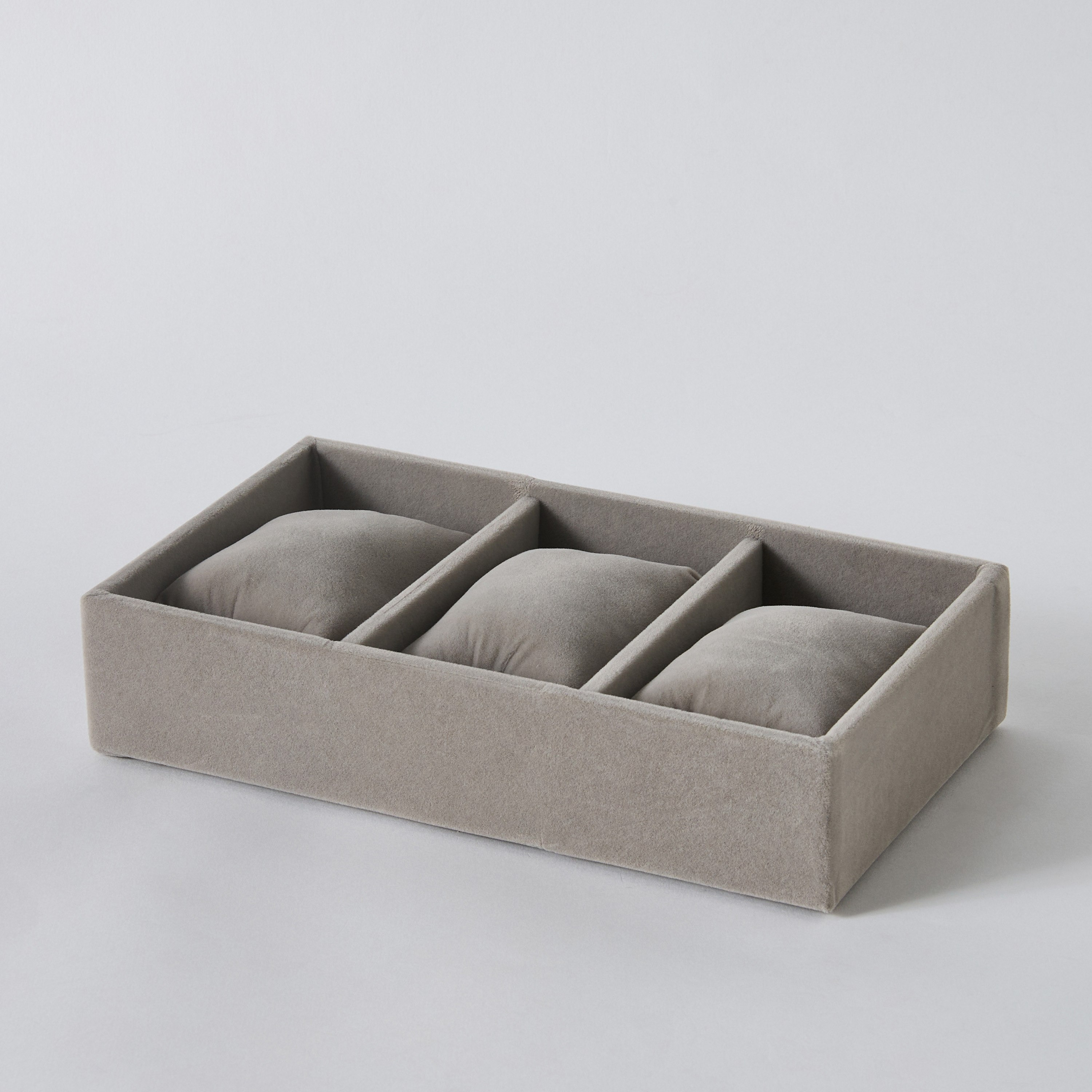 Velour 3-Compartment Jewellery Tray with 3 Pillows for Watches-hbxbedroom-bedroomaccessories-jewelleryboxesandholders-image-6