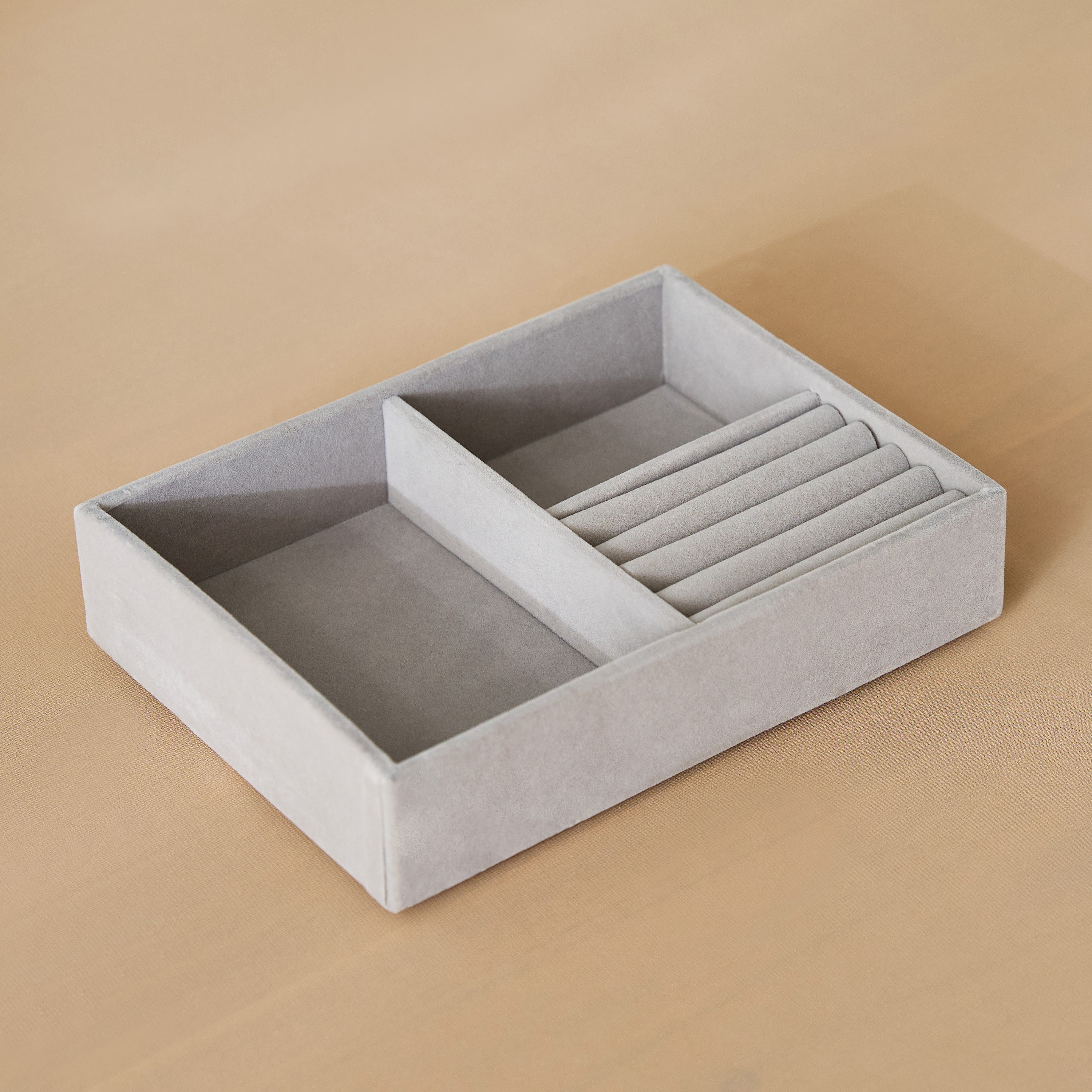 Velour 3-Compartment Jewellery Tray-hbxbedroom-bedroomaccessories-jewelleryboxesandholders-image-2