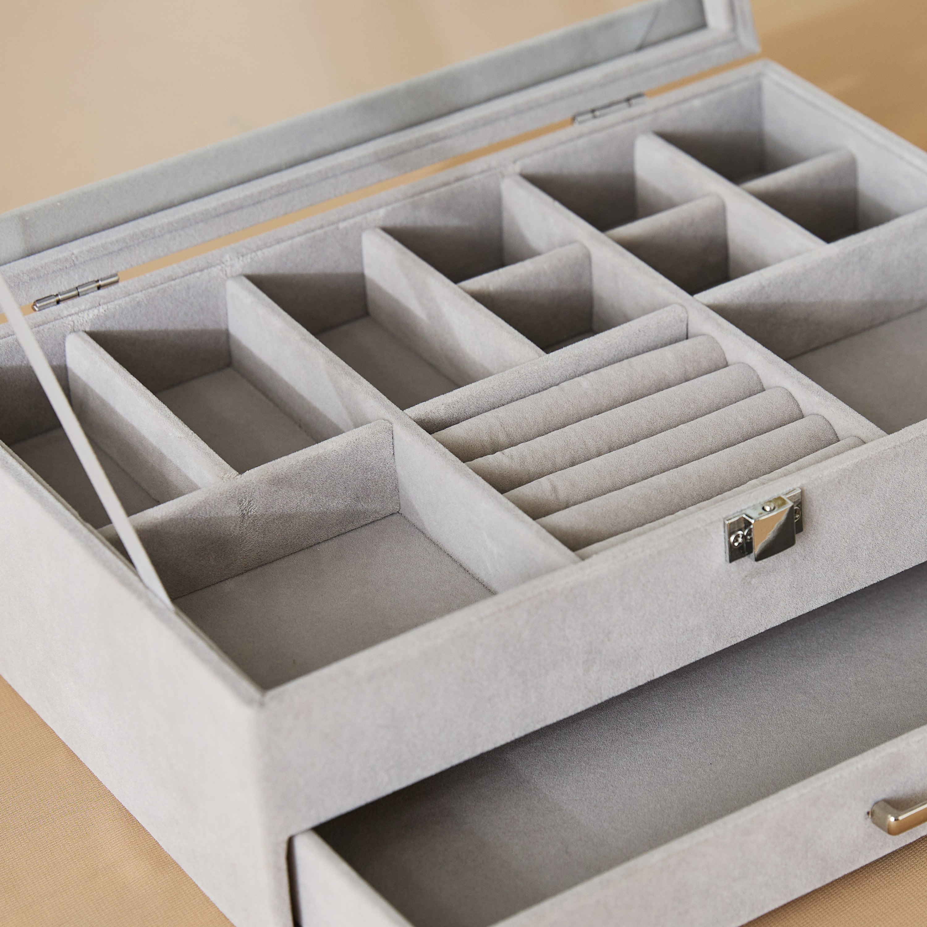 Velour 2-Tier Jewellery Organiser-hbxbedroom-bedroomaccessories-jewelleryboxesandholders-image-3