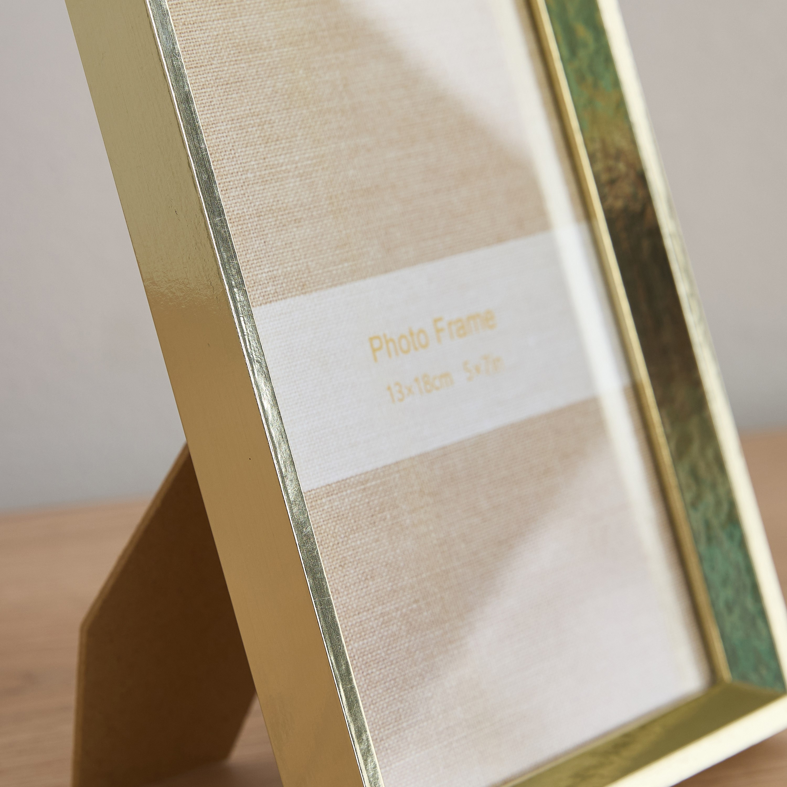 برواز صور 7×5 بوصة من إيرليس- 14.5x2x19.5 سم-hbxbedroom-decorandaccessories-photoframes-image-4
