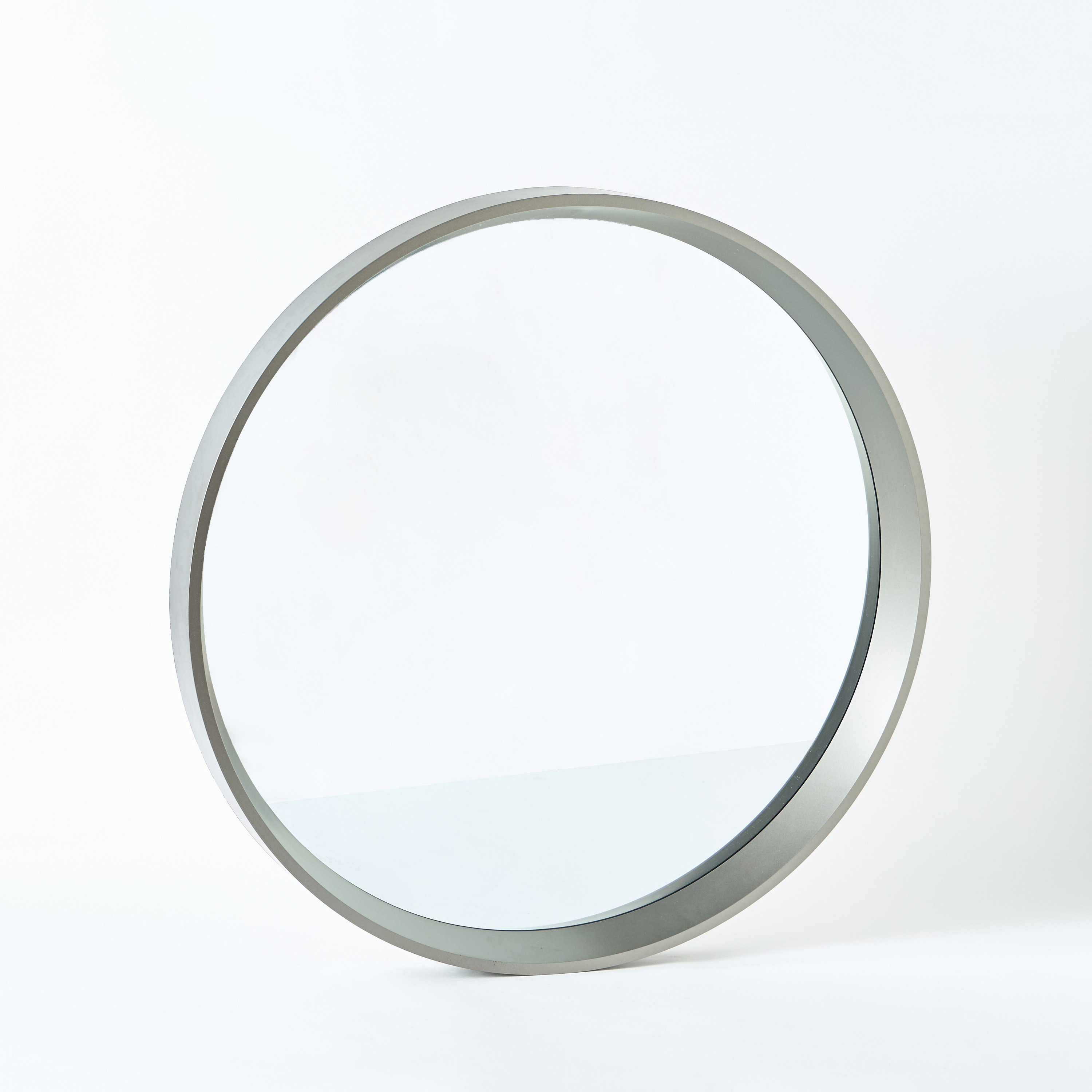 مرآة حائط مستديرة من بريكلين - 70x70x6 سم-hbxhomeware-hbxdecorandfurnishings-image-5