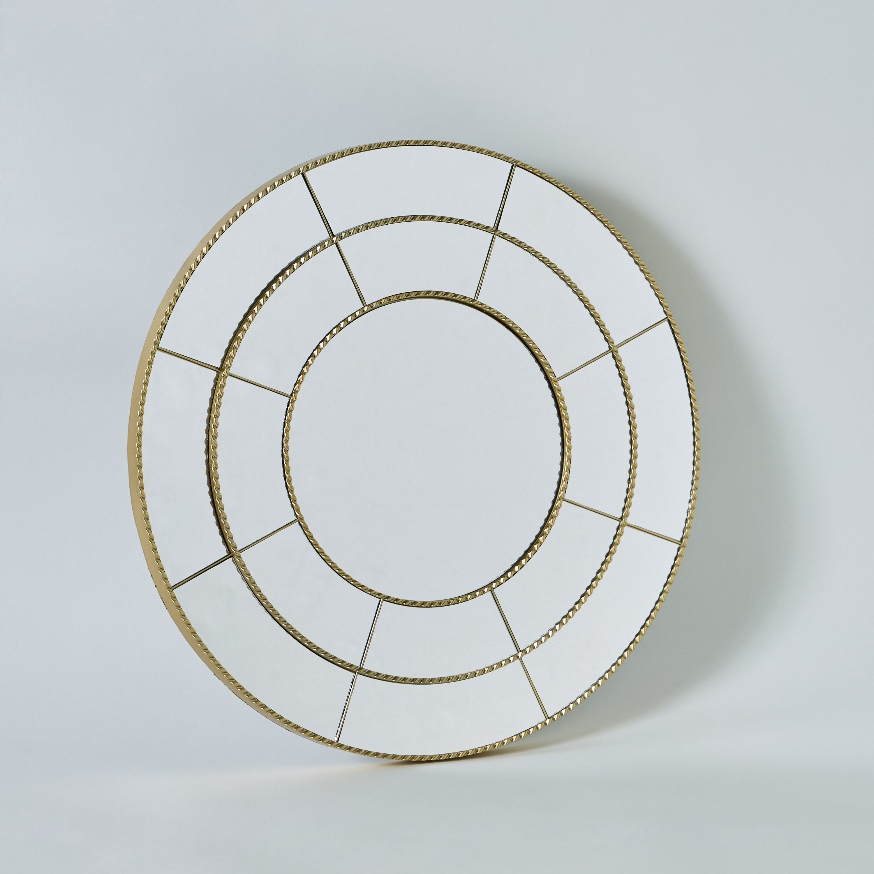 مرآة ديكور مستديرة من بريكلين - 40x40x1.8 سم-hbxhomeware-hbxdecorandfurnishings-image-5