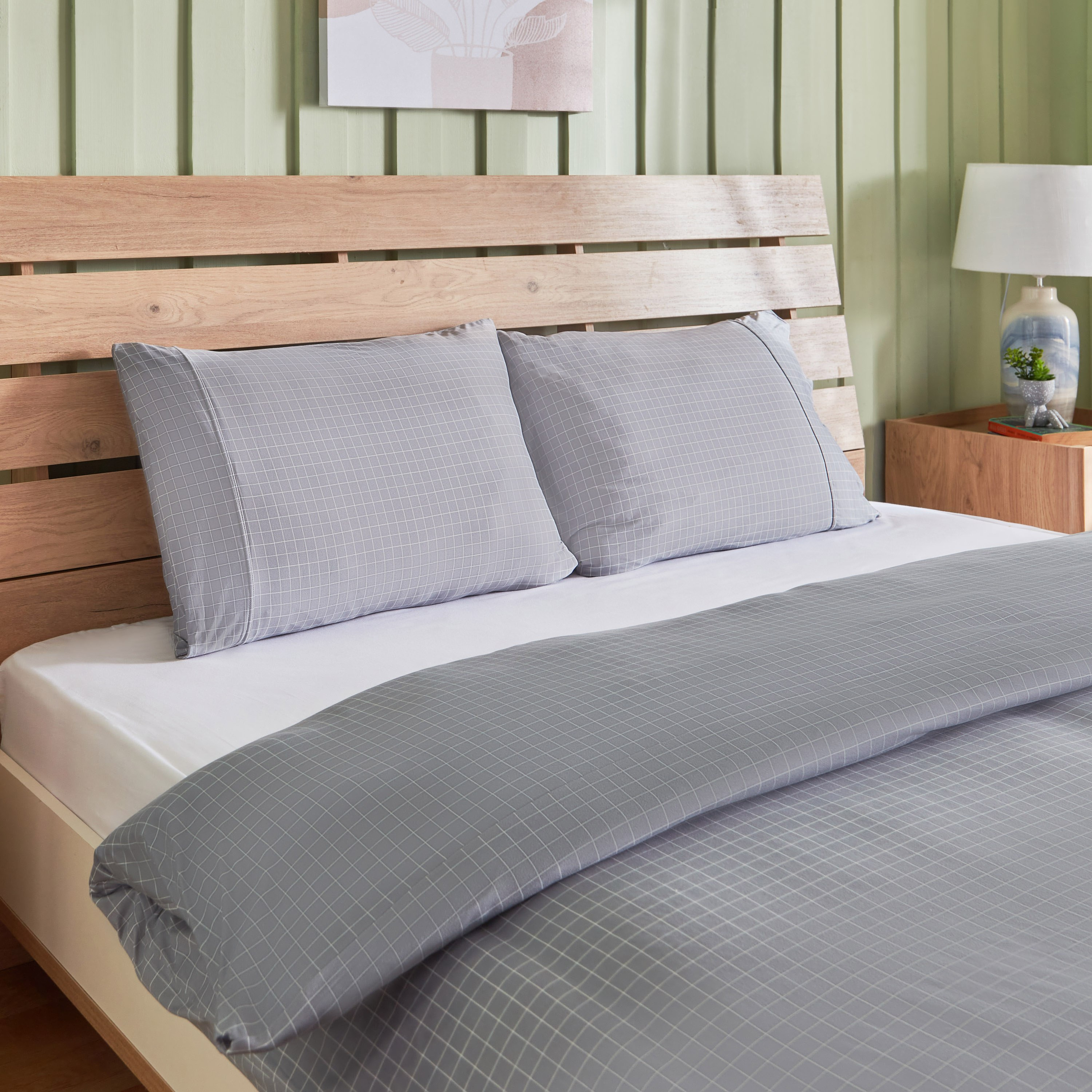 Ferum 3-Piece Striped Microfibre Twin Duvet and Quilt Cover Set - 150x220 cm-hbxhomeware-hbxbedroom-image-4