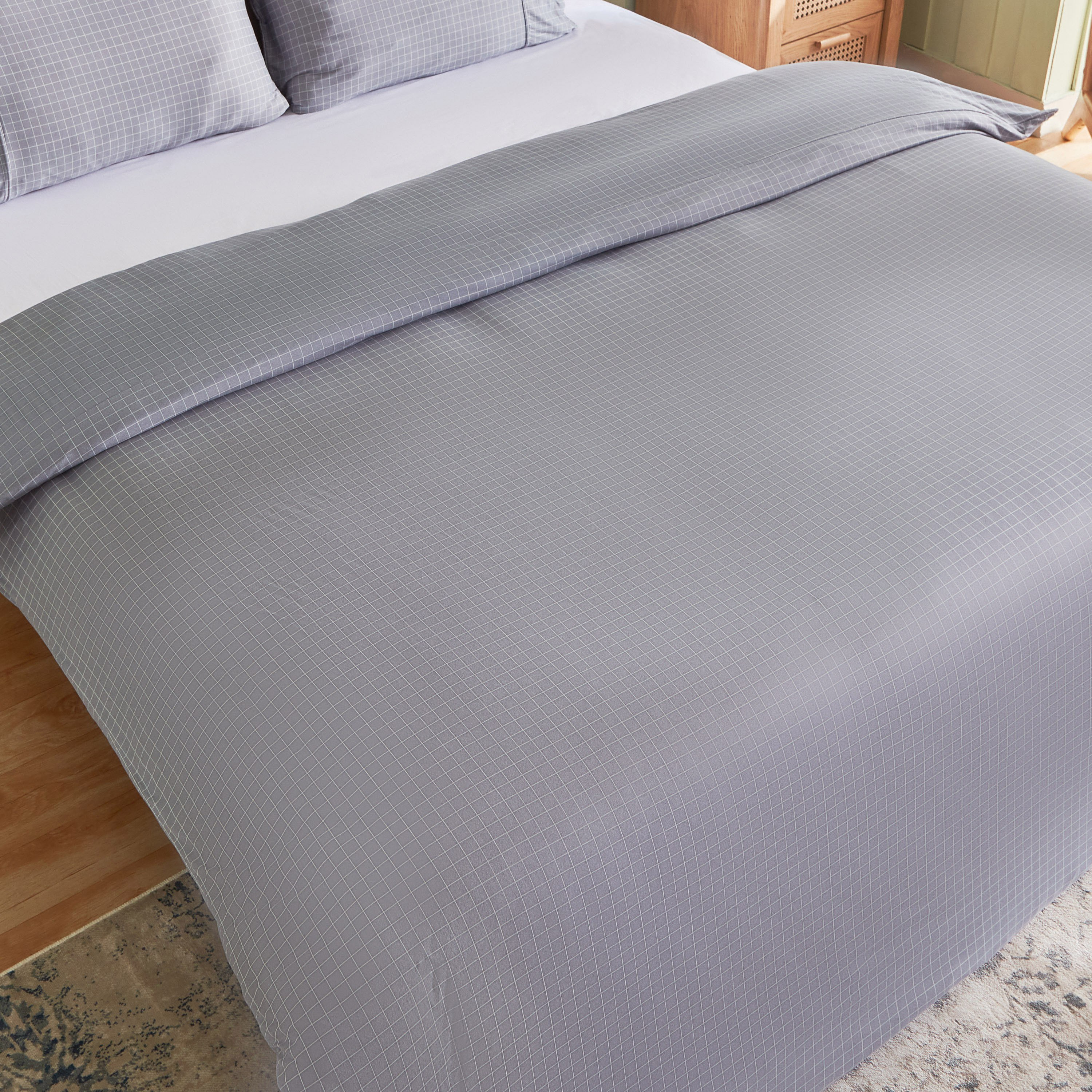 Ferum 3-Piece Striped Microfibre Twin Duvet and Quilt Cover Set - 150x220 cm-hbxhomeware-hbxbedroom-image-3
