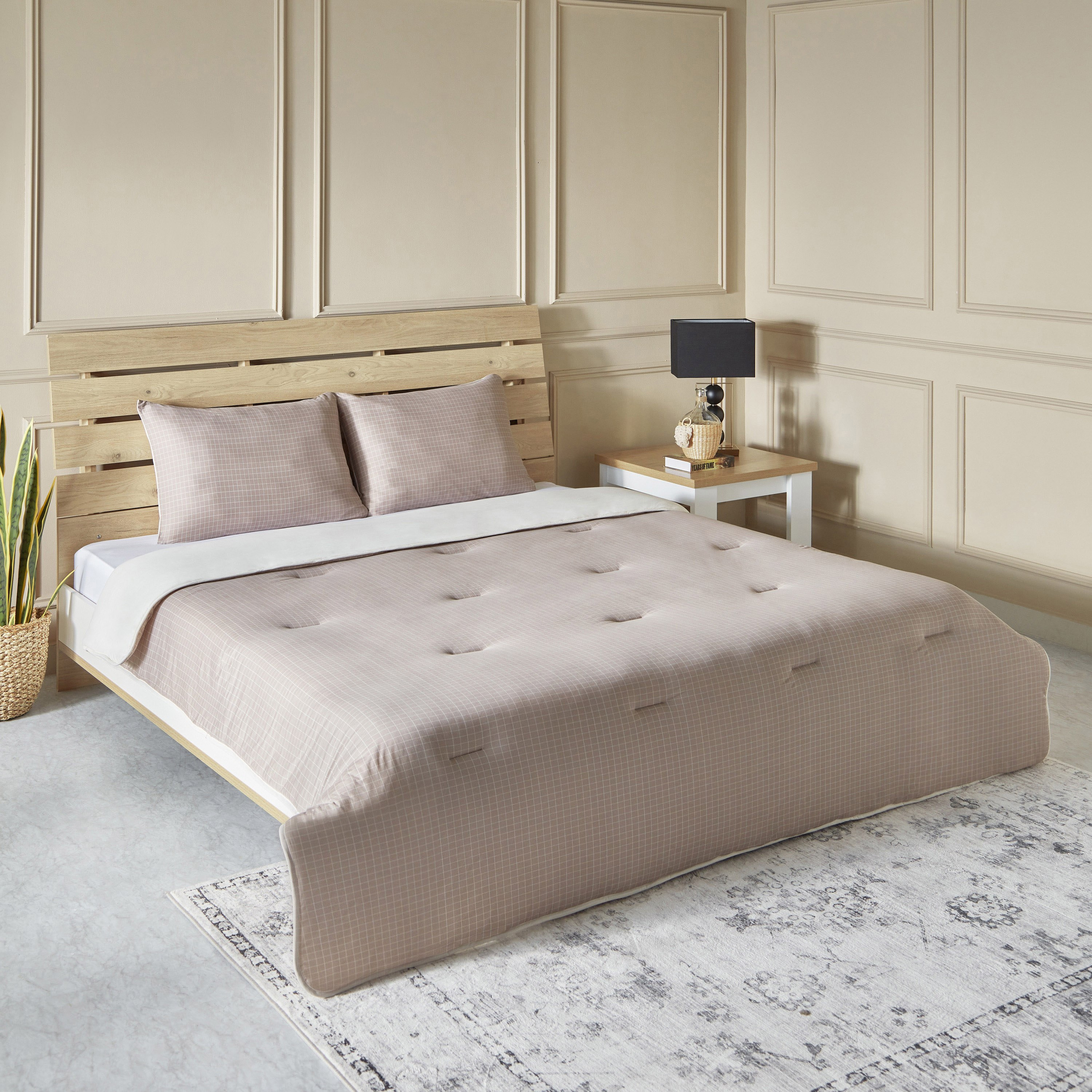 طقم لحاف كينج مخطّط جيرسي من الألياف الدقيقة 3 قطع من فيروم- 220x240 سم-hbxhomeware-hbxbedroom-image-1