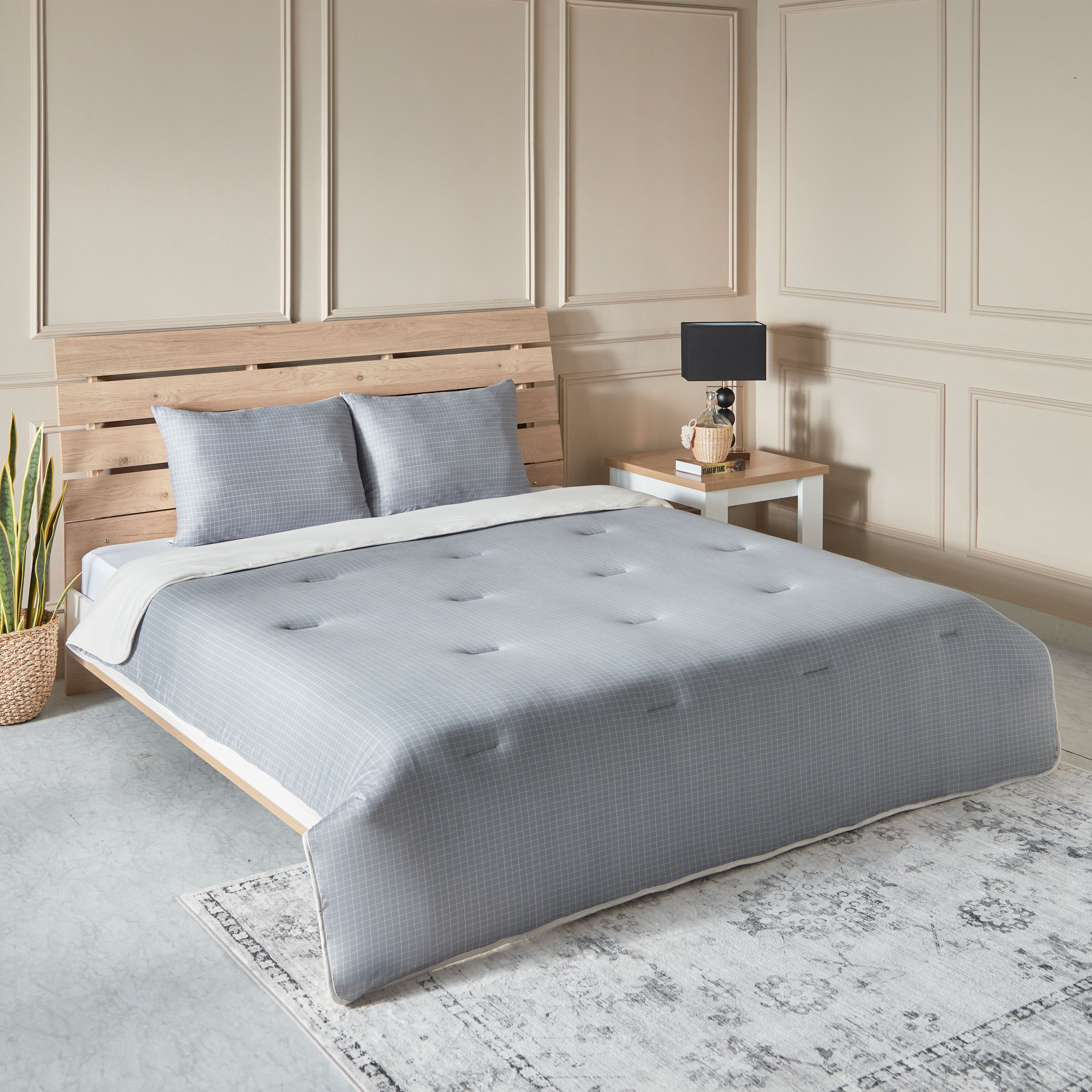 طقم لحاف كينج مخطّط جيرسي من الألياف الدقيقة 3 قطع من فيروم- 220x240 سم-hbxhomeware-hbxbedroom-image-1