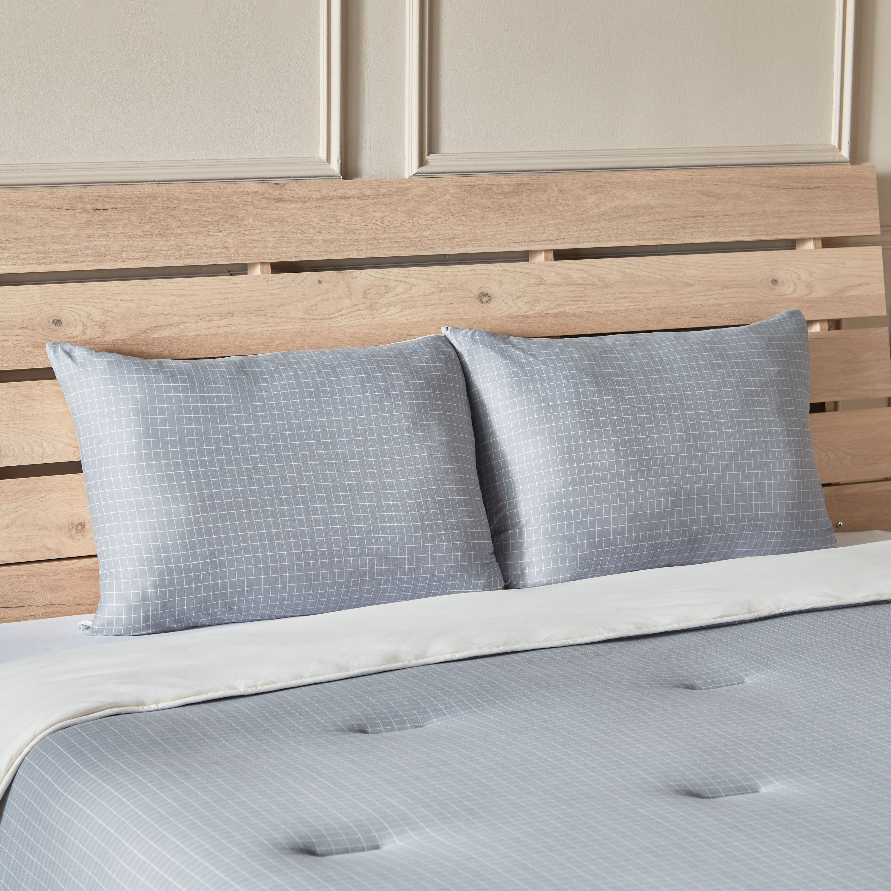 طقم لحاف كينج مخطّط جيرسي من الألياف الدقيقة 3 قطع من فيروم- 220x240 سم-hbxhomeware-hbxbedroom-image-4