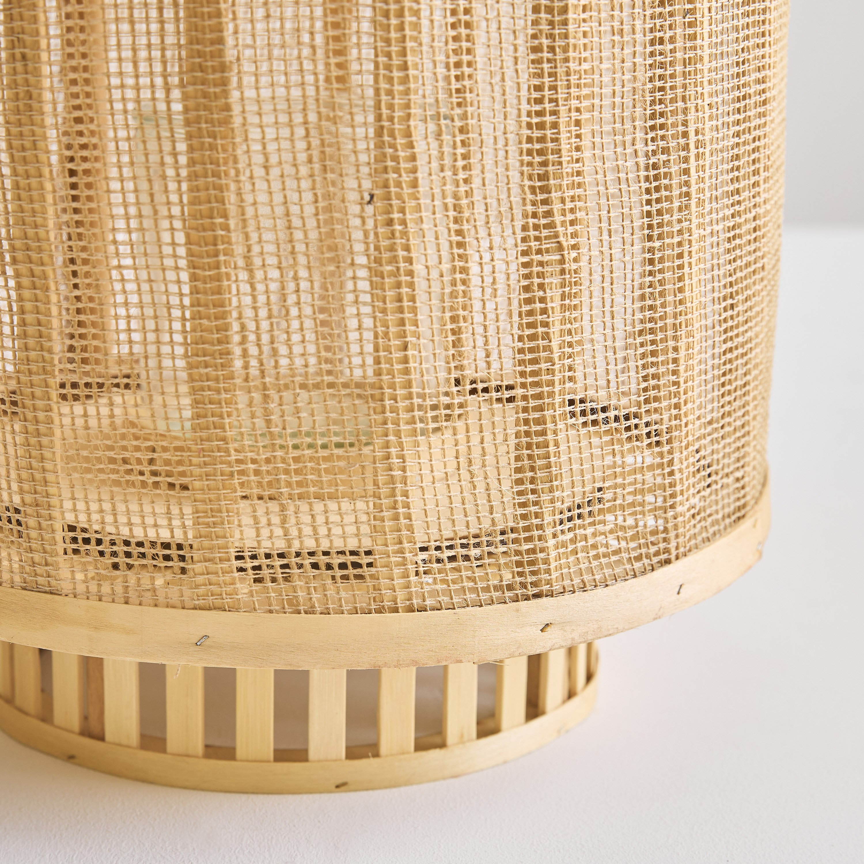 فانوس من الخيزران من فيرا-ويلا - 30x30x35 سم-hbxdecorandfurnishings-homeaccessories-lanterns-image-4