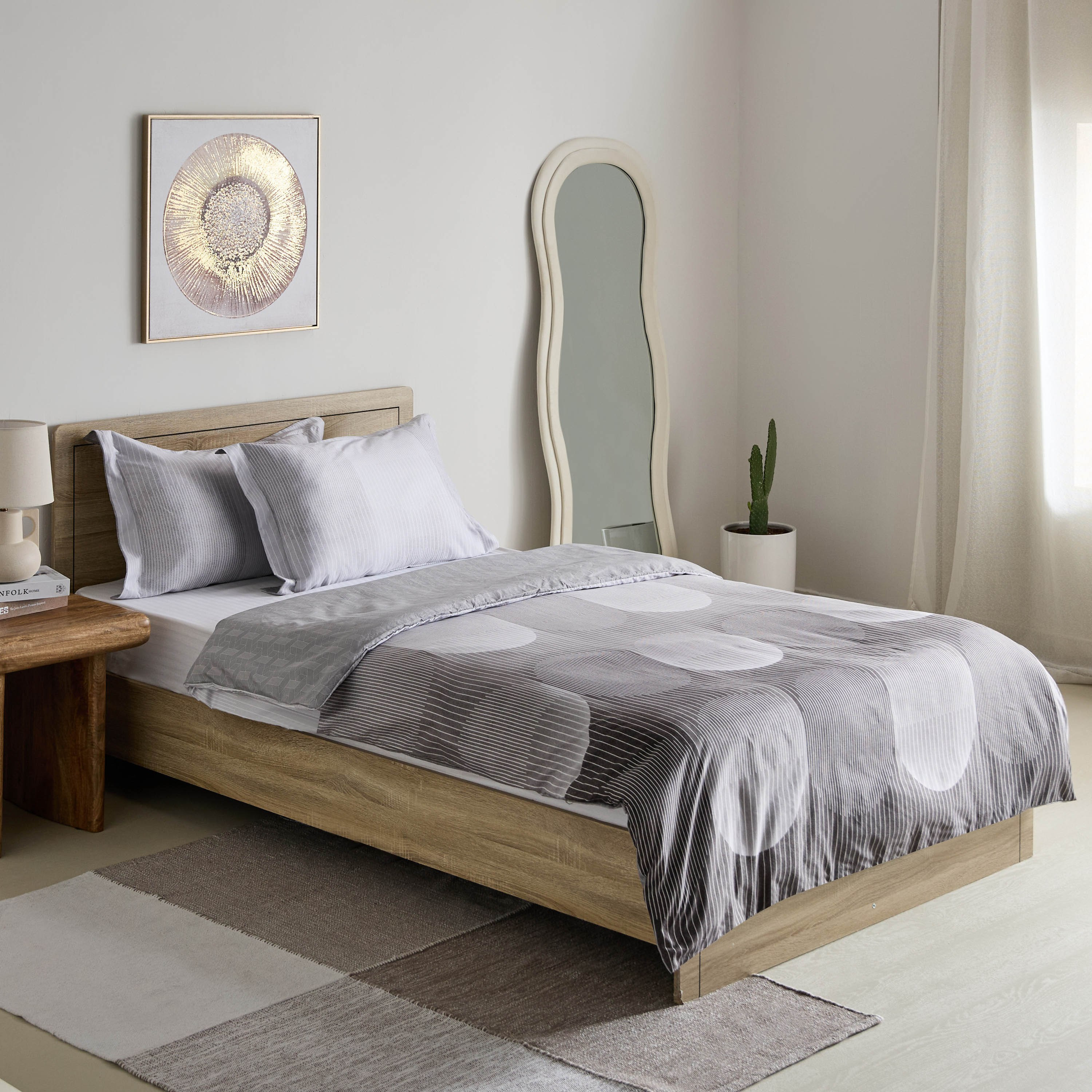 طقم غطاء لحاف توين 3 قطع من الألياف الدقيقة بطبعات آنيا من ميا- 150 × 220 سم-hbxhomeware-hbxbedroom-image-2