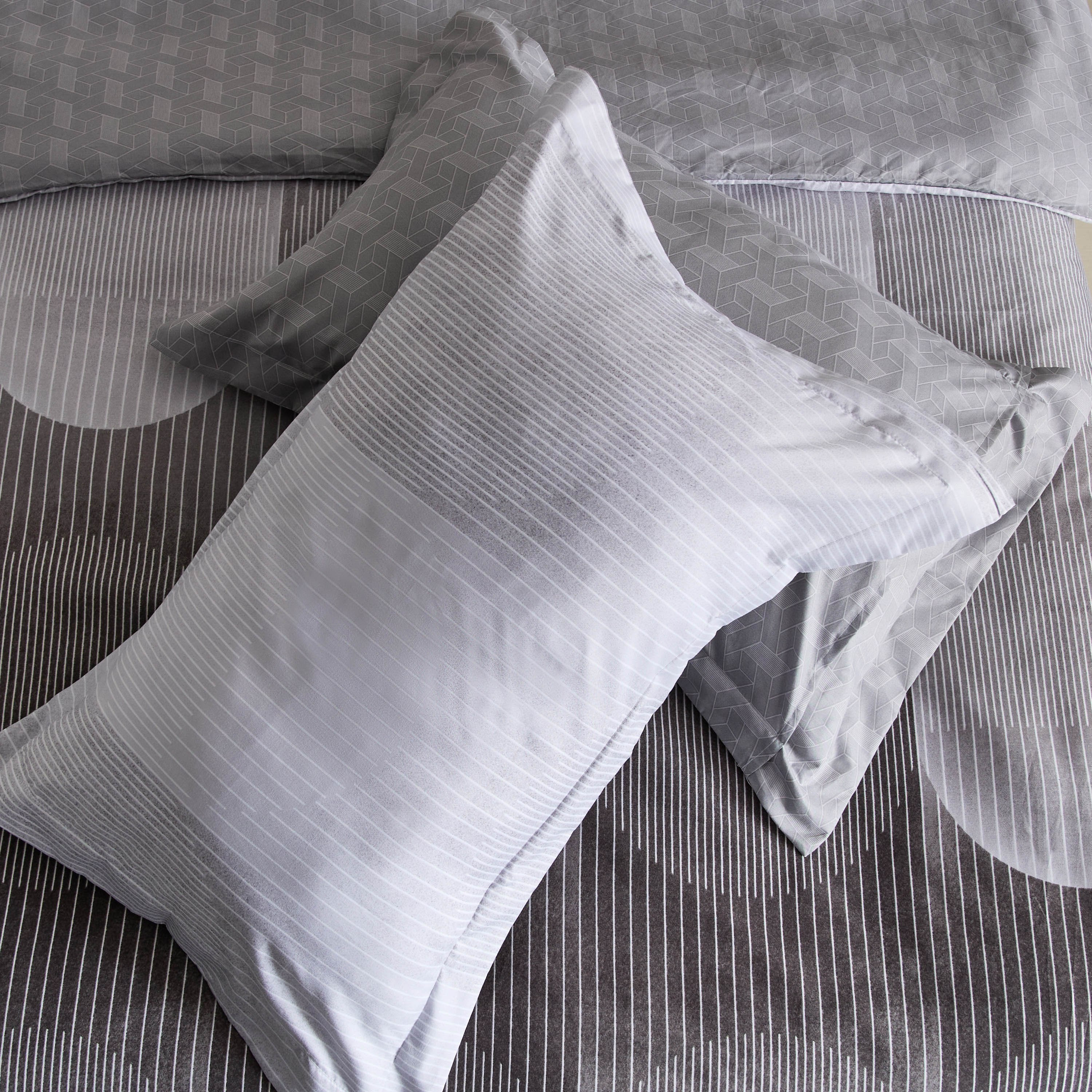 طقم غطاء لحاف توين 3 قطع من الألياف الدقيقة بطبعات آنيا من ميا- 150 × 220 سم-hbxhomeware-hbxbedroom-image-7
