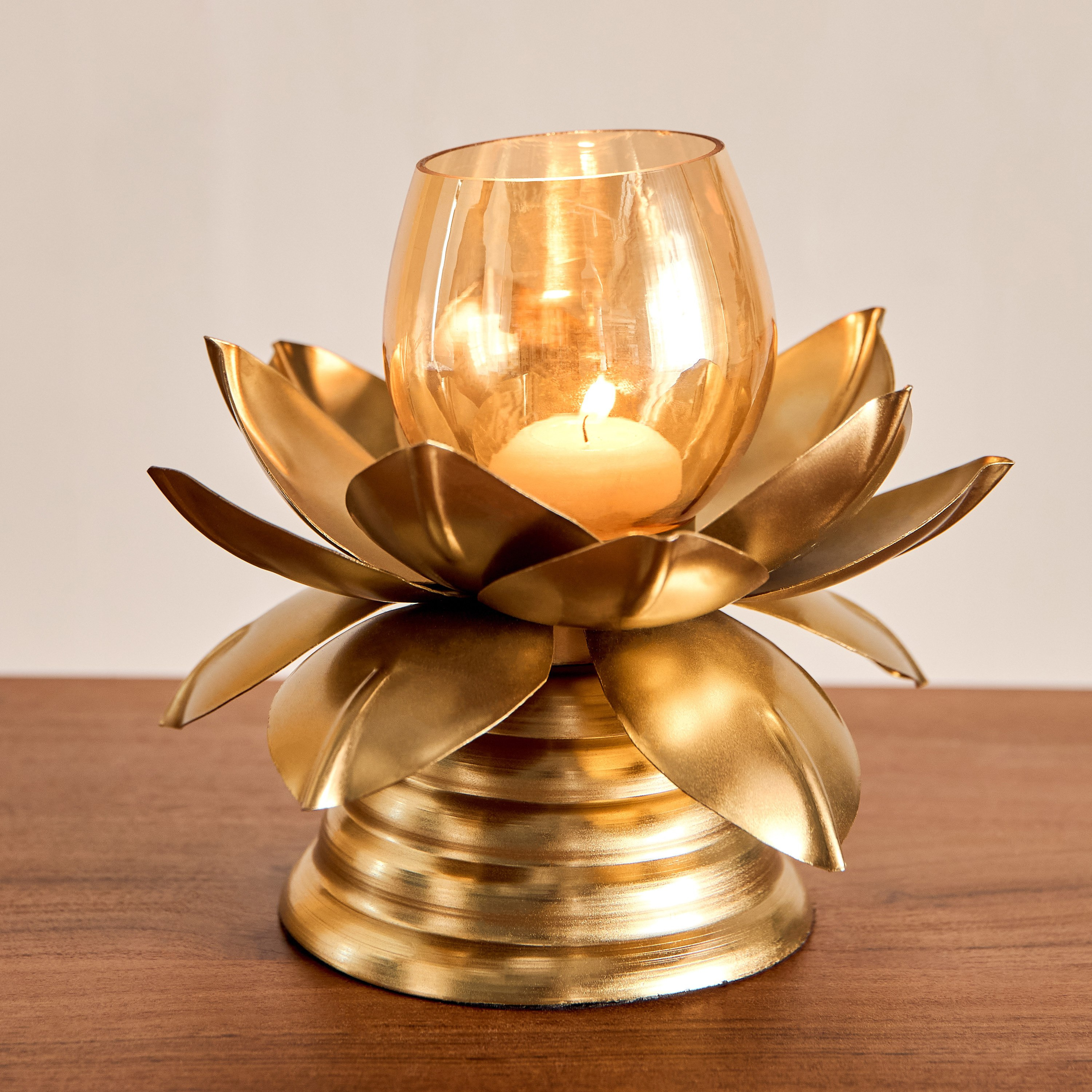 حامل شموع صغيرة لوتس مع قاعدة من بيما - 18x18x15 سم-hbxlivingroom-decorandaccessories-candleholders-image-1