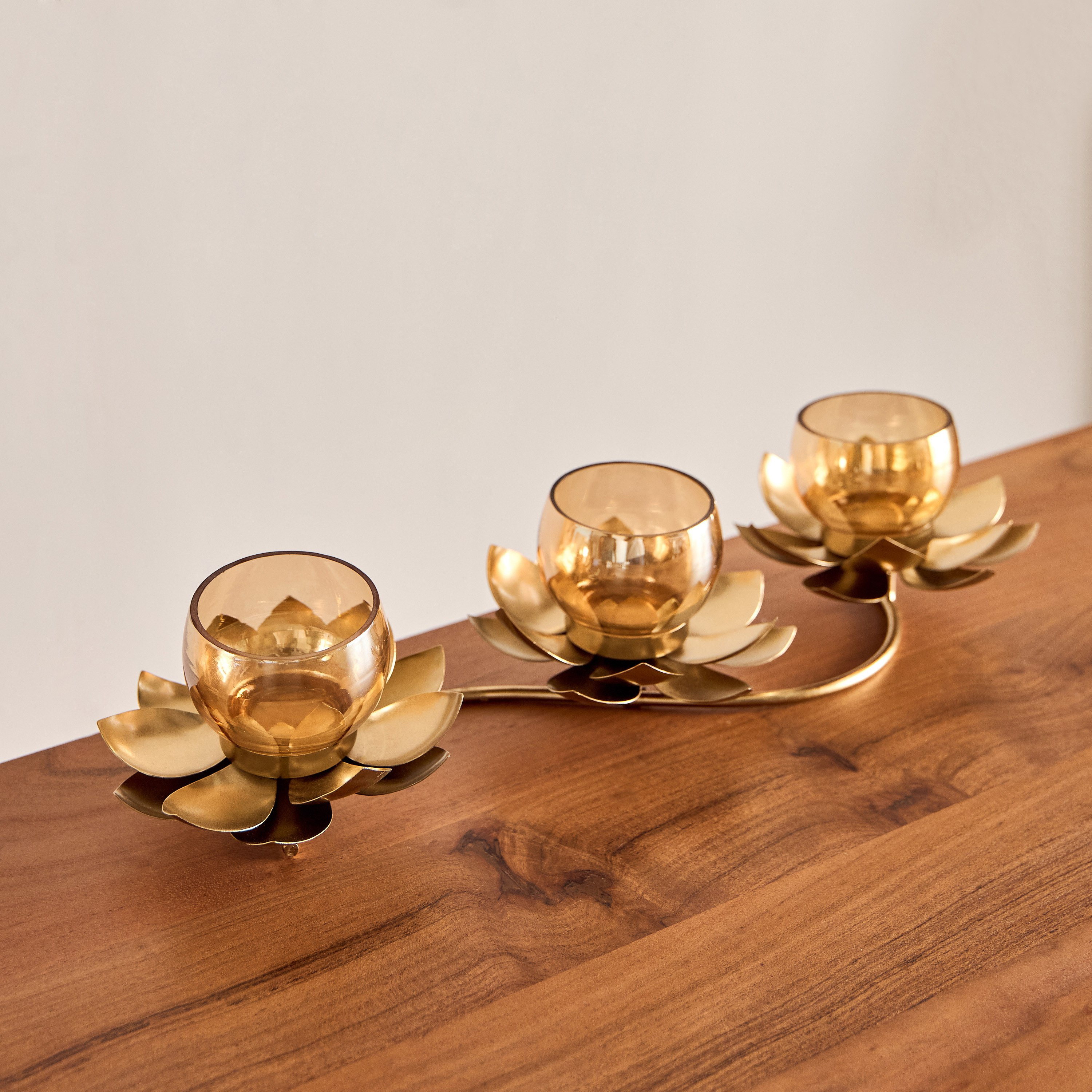 حامل شموع صغيرة ثلاثي لوتس من بيما- 43x12x13 سم-hbxlivingroom-decorandaccessories-candleholders-image-2