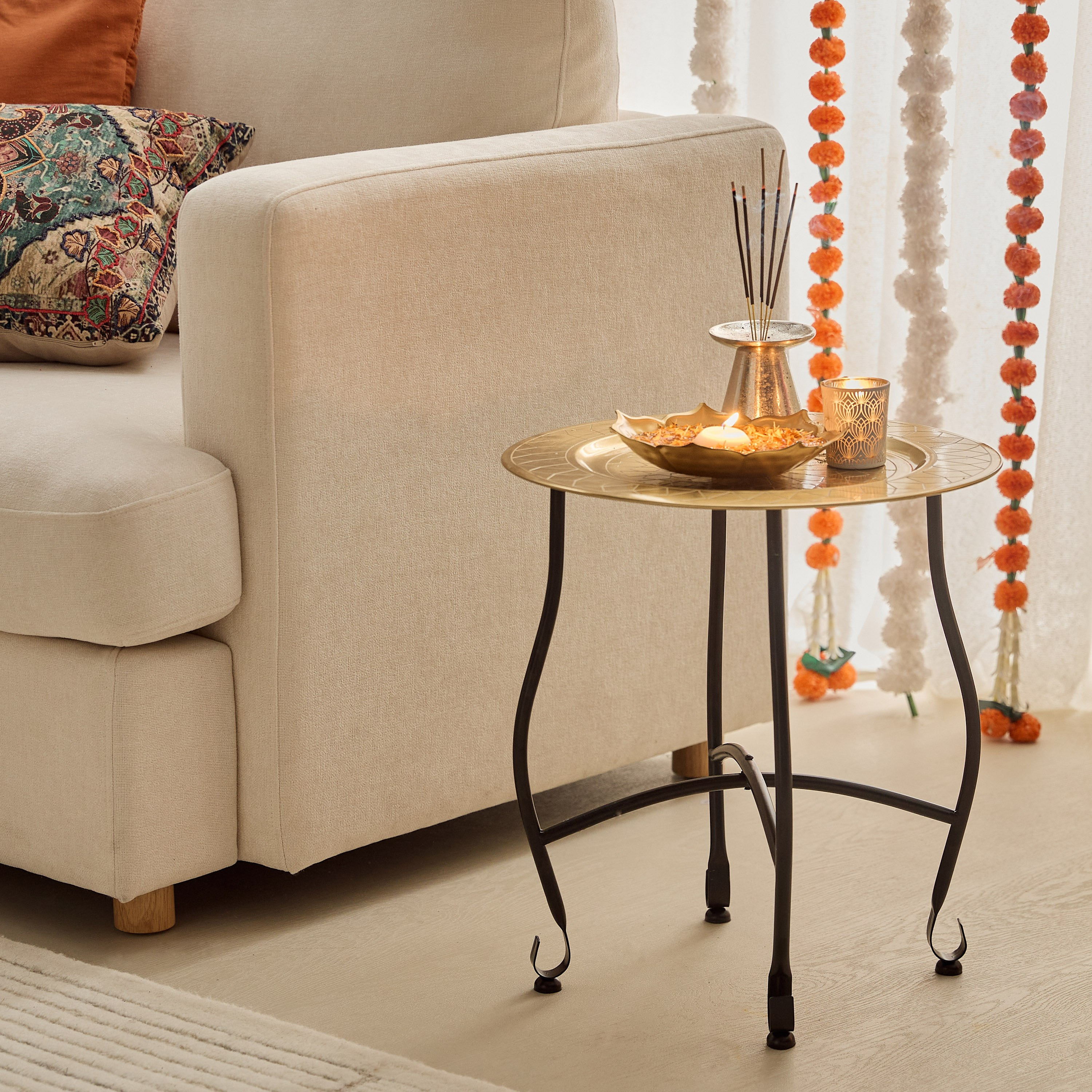 طاولة زينة بنقش زهرة اللوتس من بيما - 40×40×50 سم-hbxfurniture-livingroom-endtables-image-5