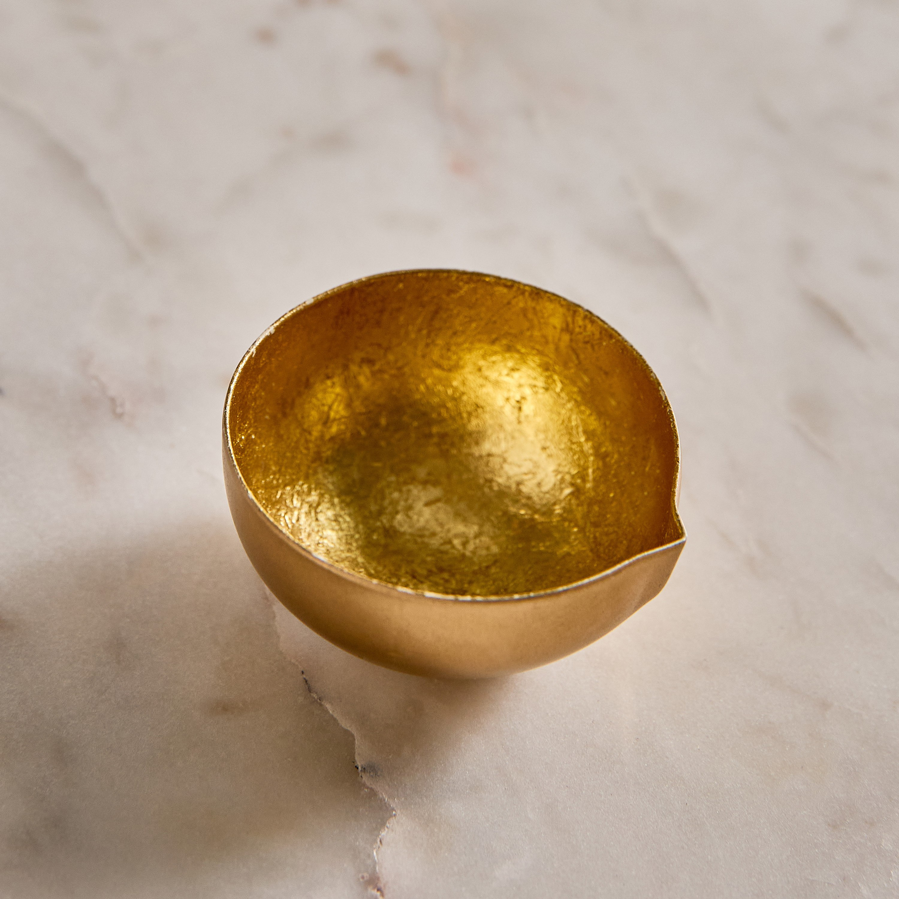 Neom 1-Tip Metal Diya - 5x5.5x3 cm-hbxlivingroom-decorandaccessories-candleholders-image-2