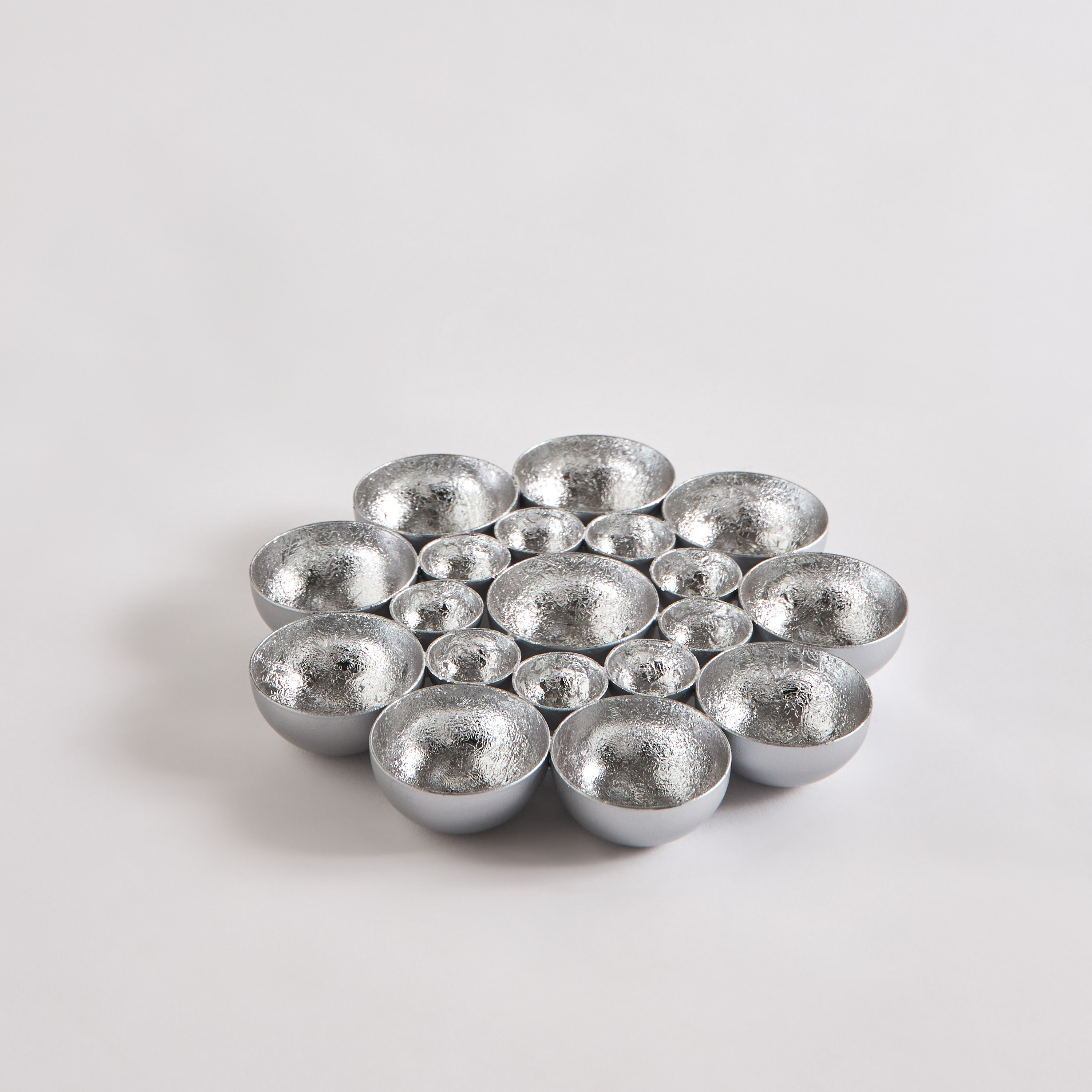 Neom Metal Flower Tealight Table Wall Holder - 20x20x3 cm-hbxlivingroom-decorandaccessories-candleholders-image-6