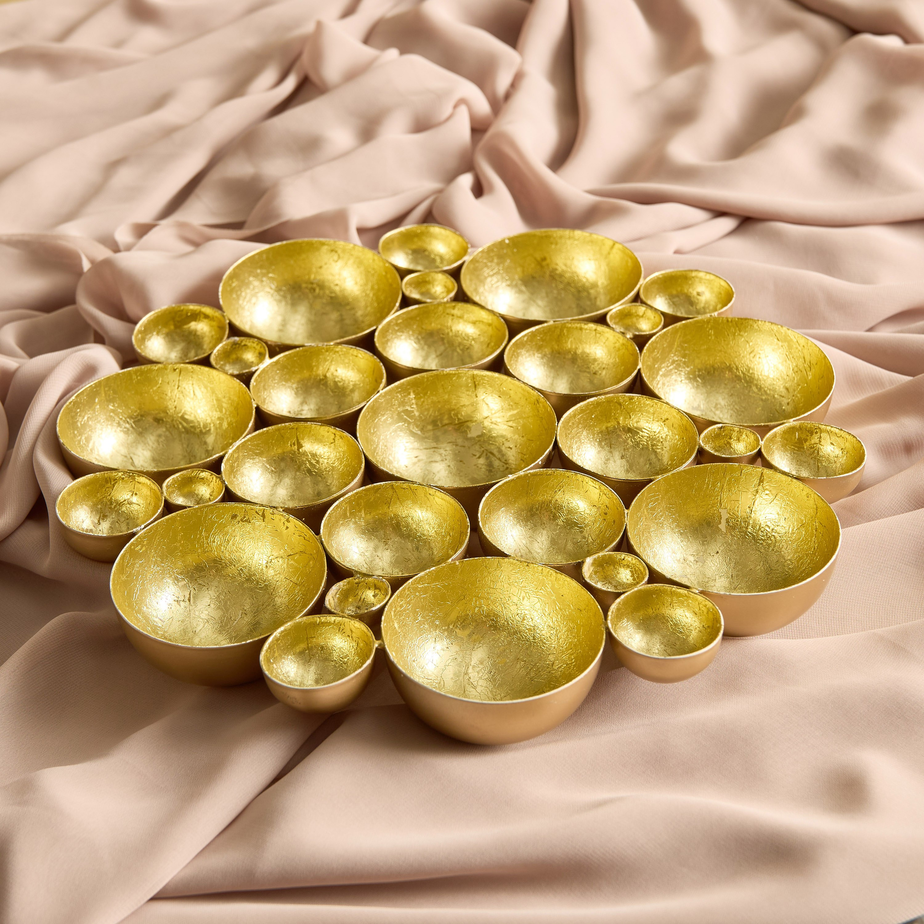 Neom Metal Flower Tealight Table Wall Holder - 30x30x4 cm-hbxlivingroom-decorandaccessories-candleholders-image-1