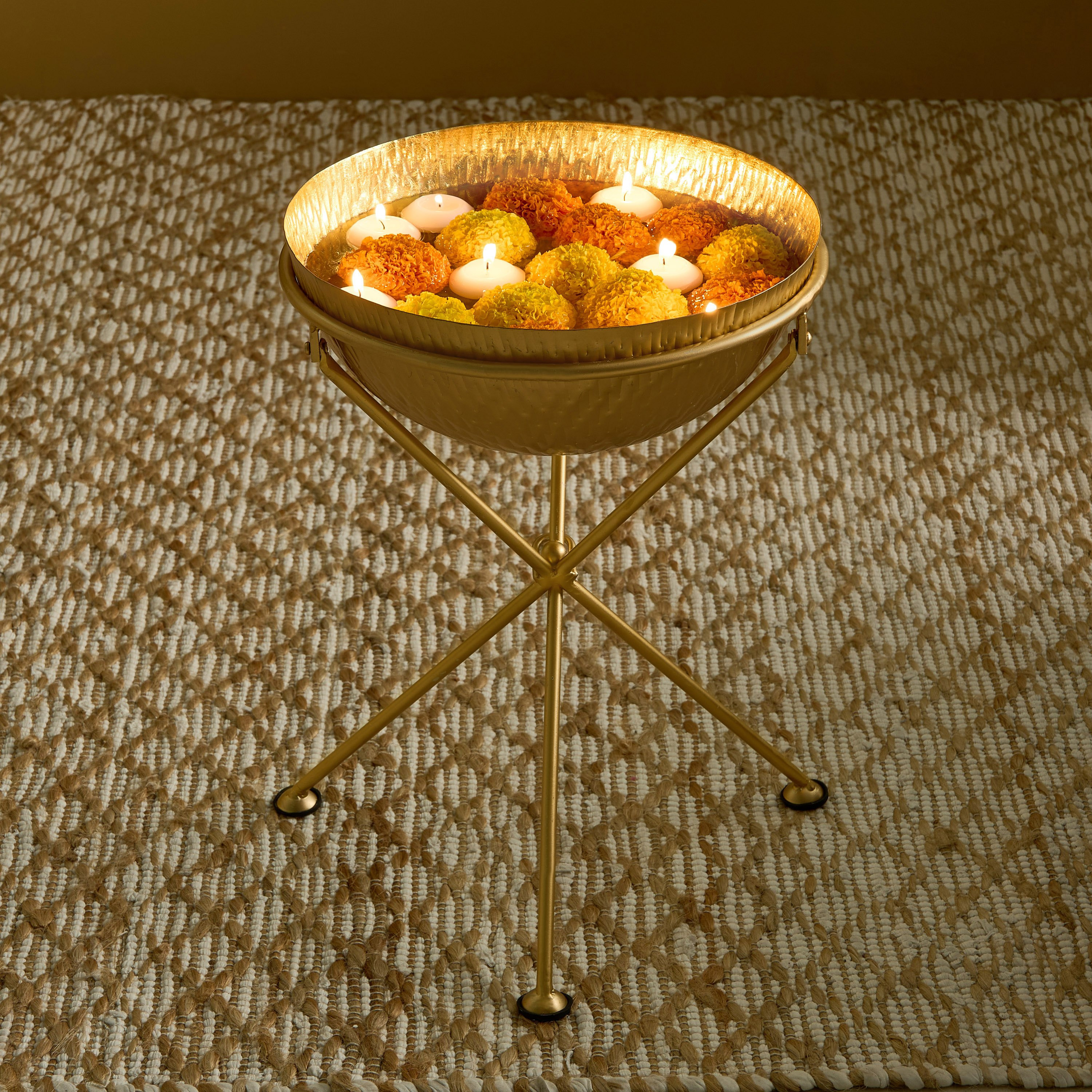 صينية أورلي معدنية مع حامل من نيوم - 31×31×45 سم-hbxhomeware-hbxdecorandfurnishings-image-3