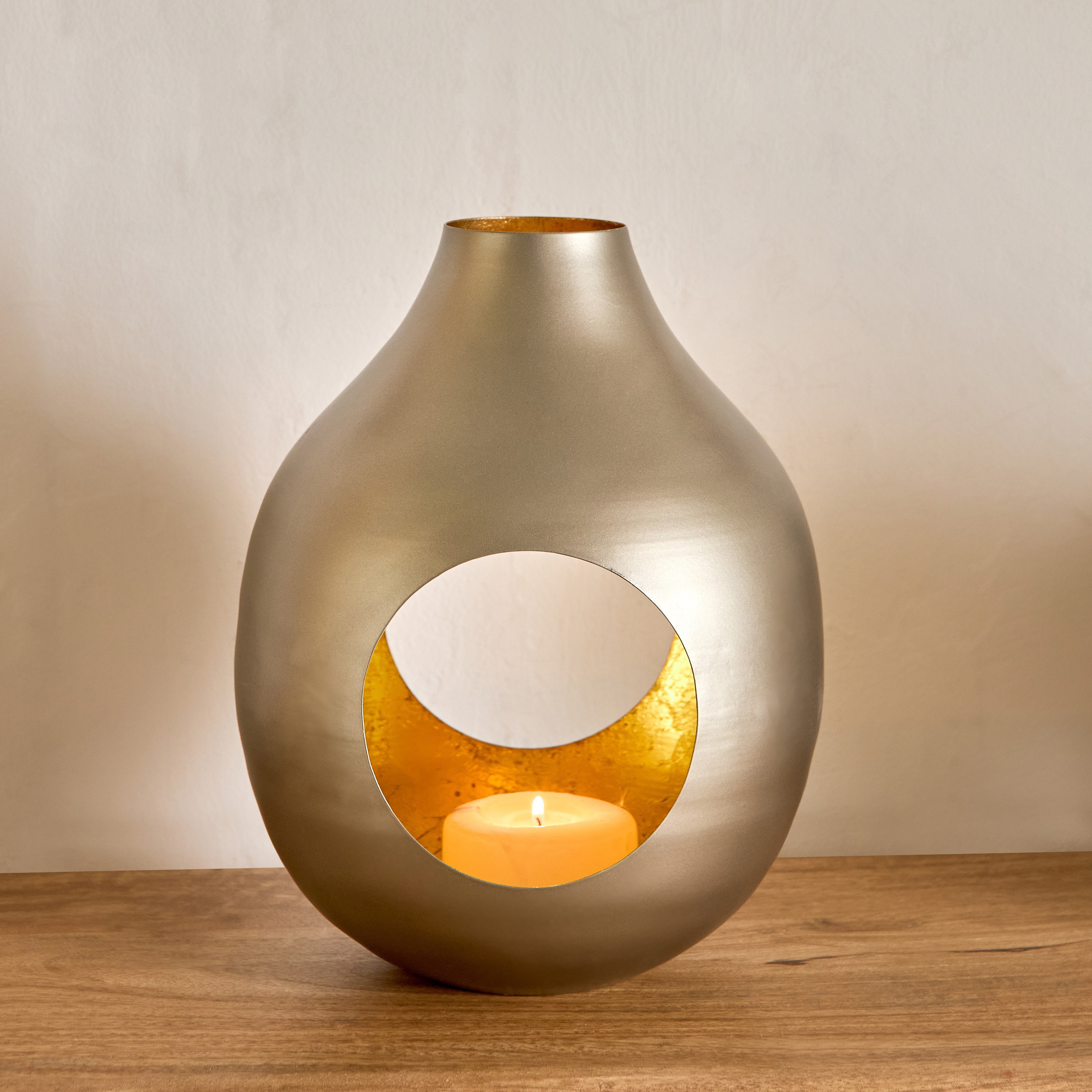 حامل شموع عمودي معدن من إيبينا - 33×33×25 سم-hbxlivingroom-decorandaccessories-candleholders-image-1