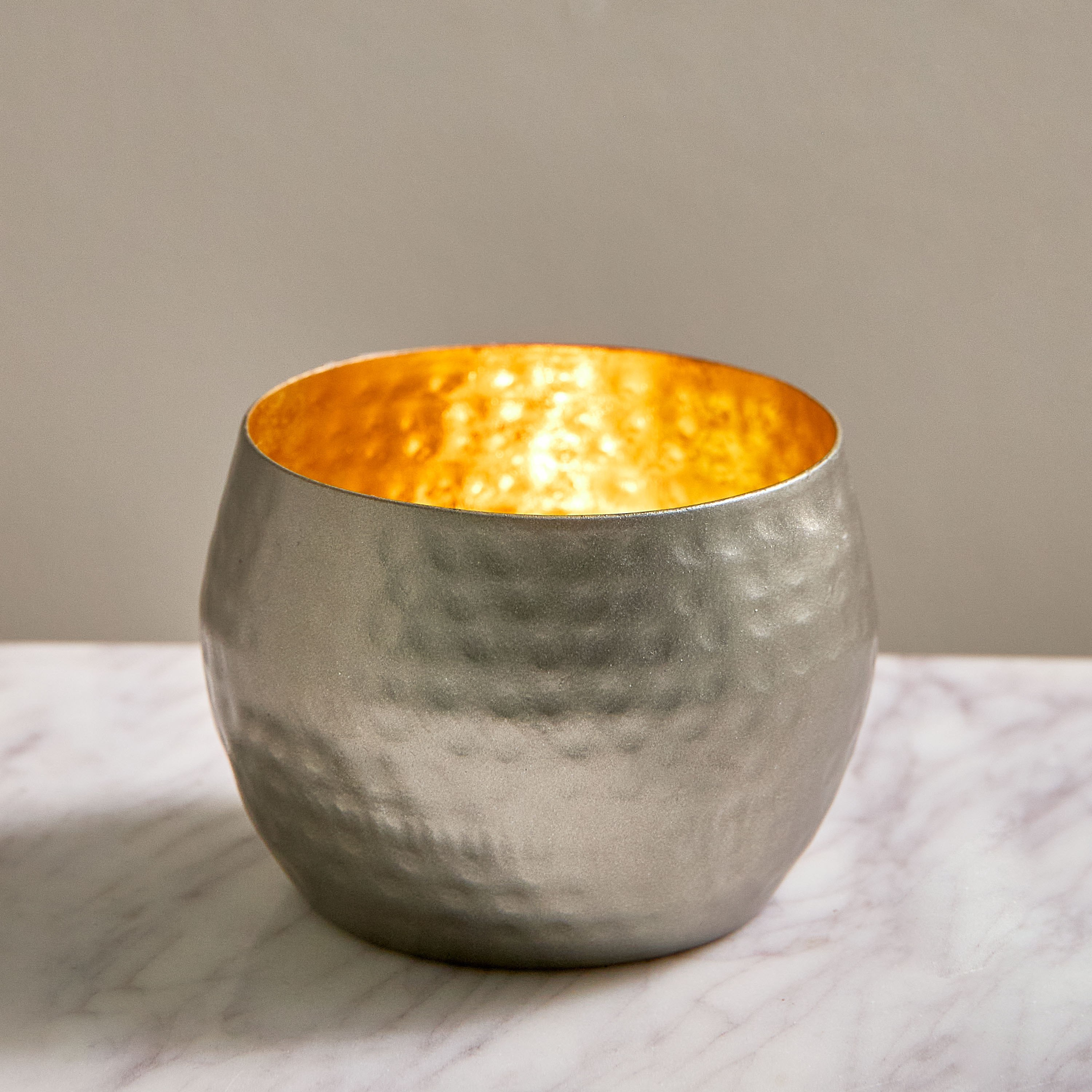 حامل شموع فوتيف ميتاليك من إيبينا - 9x9x6 سم-hbxlivingroom-decorandaccessories-candleholders-image-1