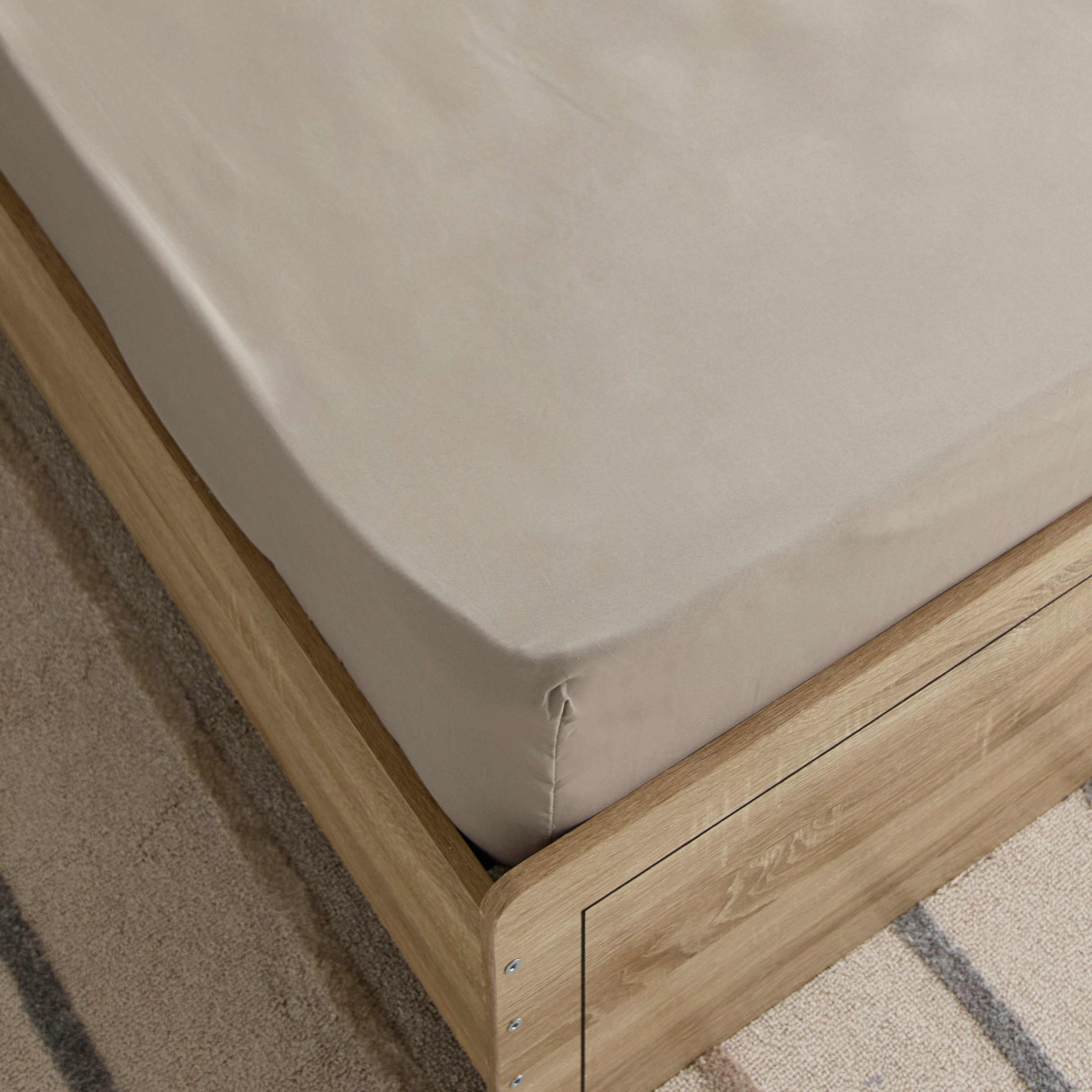 Derby Solid Microfiber Single Fitted Sheet - 90x190+20 cm-hbxhomeware-hbxbedroom-image-5