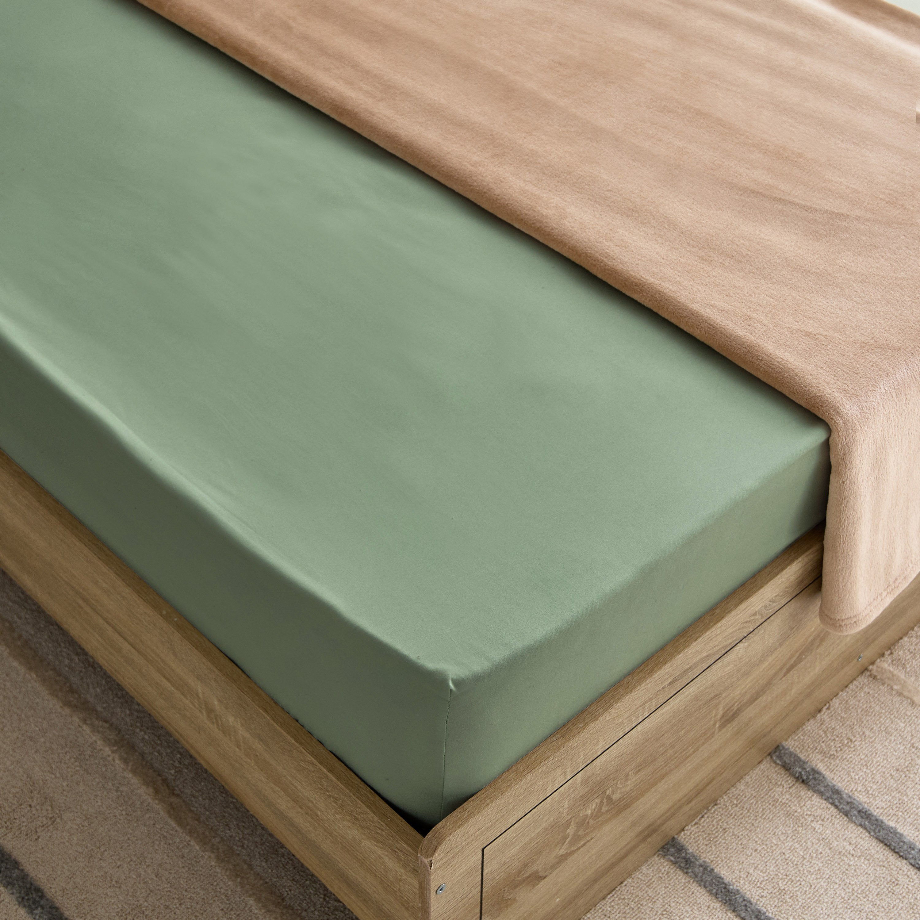 Derby Solid Microfiber Single Fitted Sheet - 90x190+20 cm-hbxhomeware-hbxbedroom-image-1