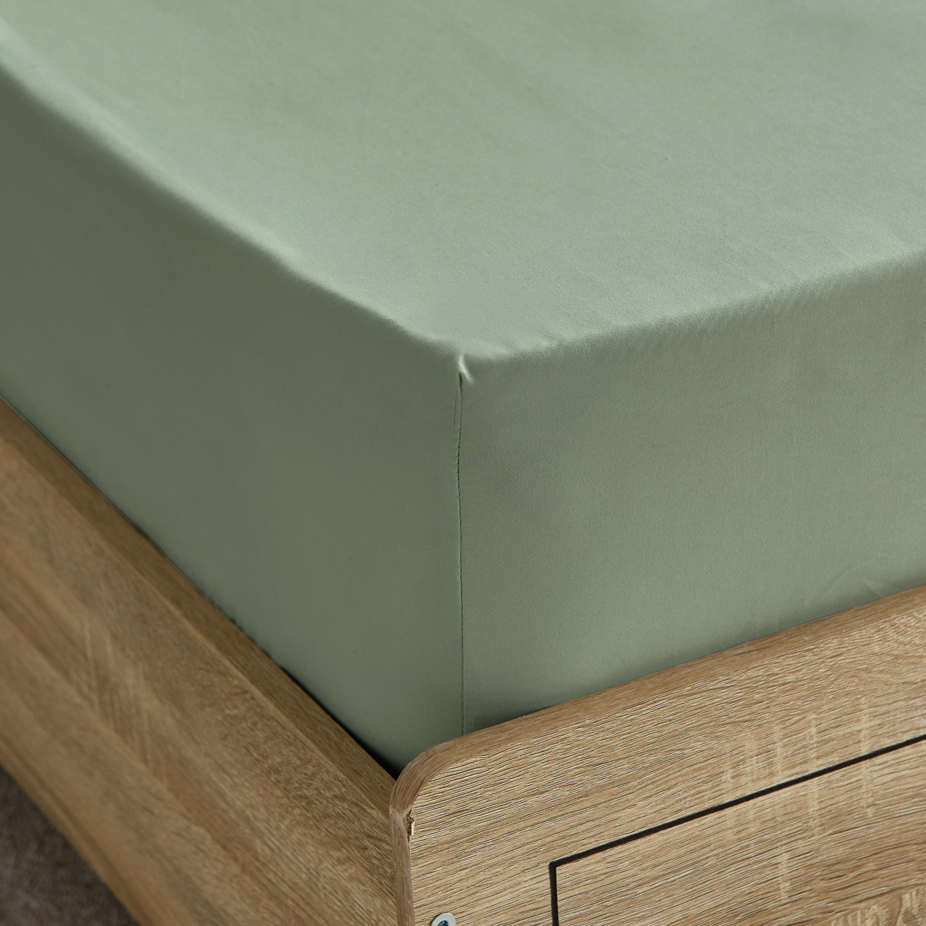 Derby Solid Microfiber Single Fitted Sheet - 90x190+20 cm-hbxhomeware-hbxbedroom-image-6