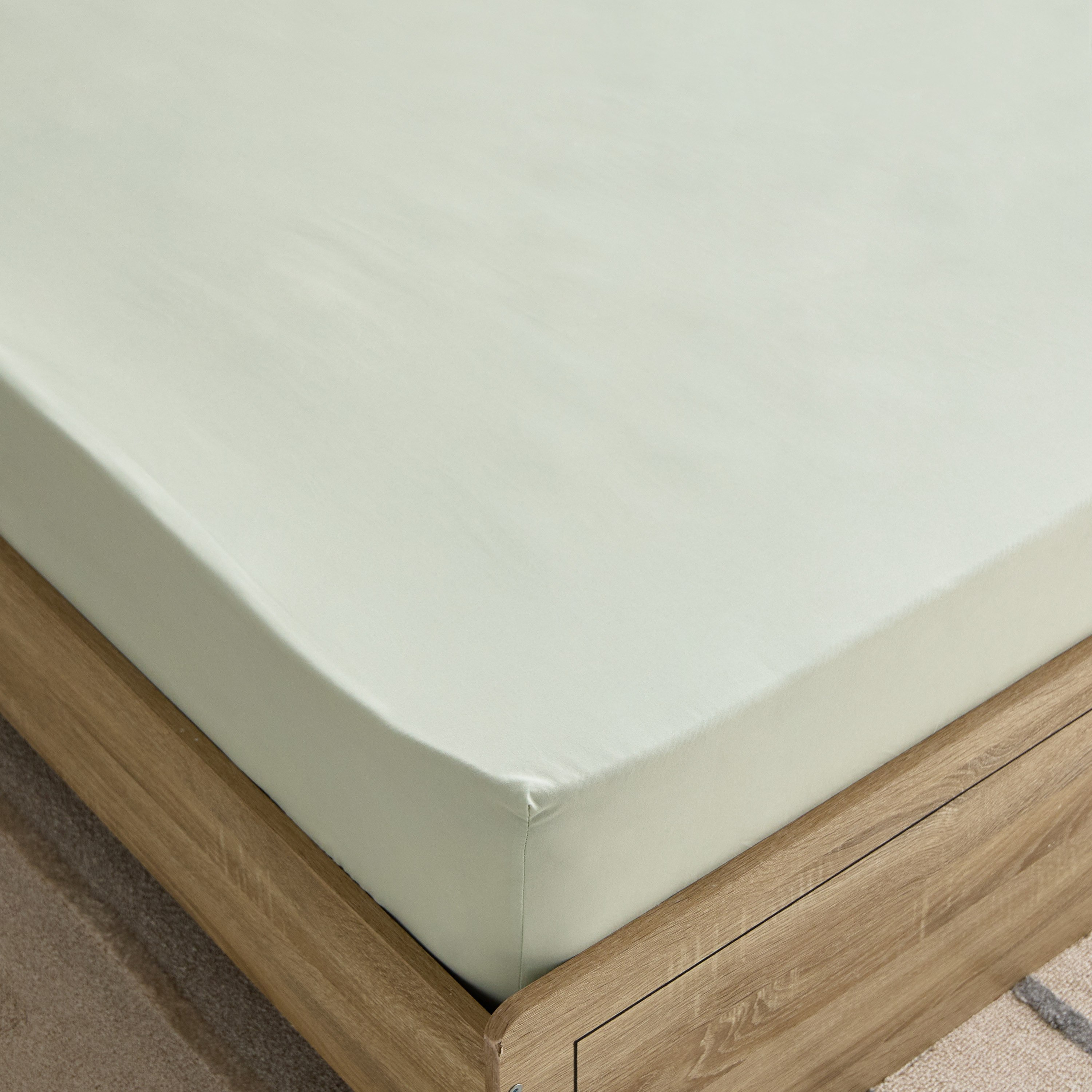 Derby Solid Microfiber Double Fitted Sheet - 140x200+25 cm-hbxhomeware-hbxbedroom-image-4