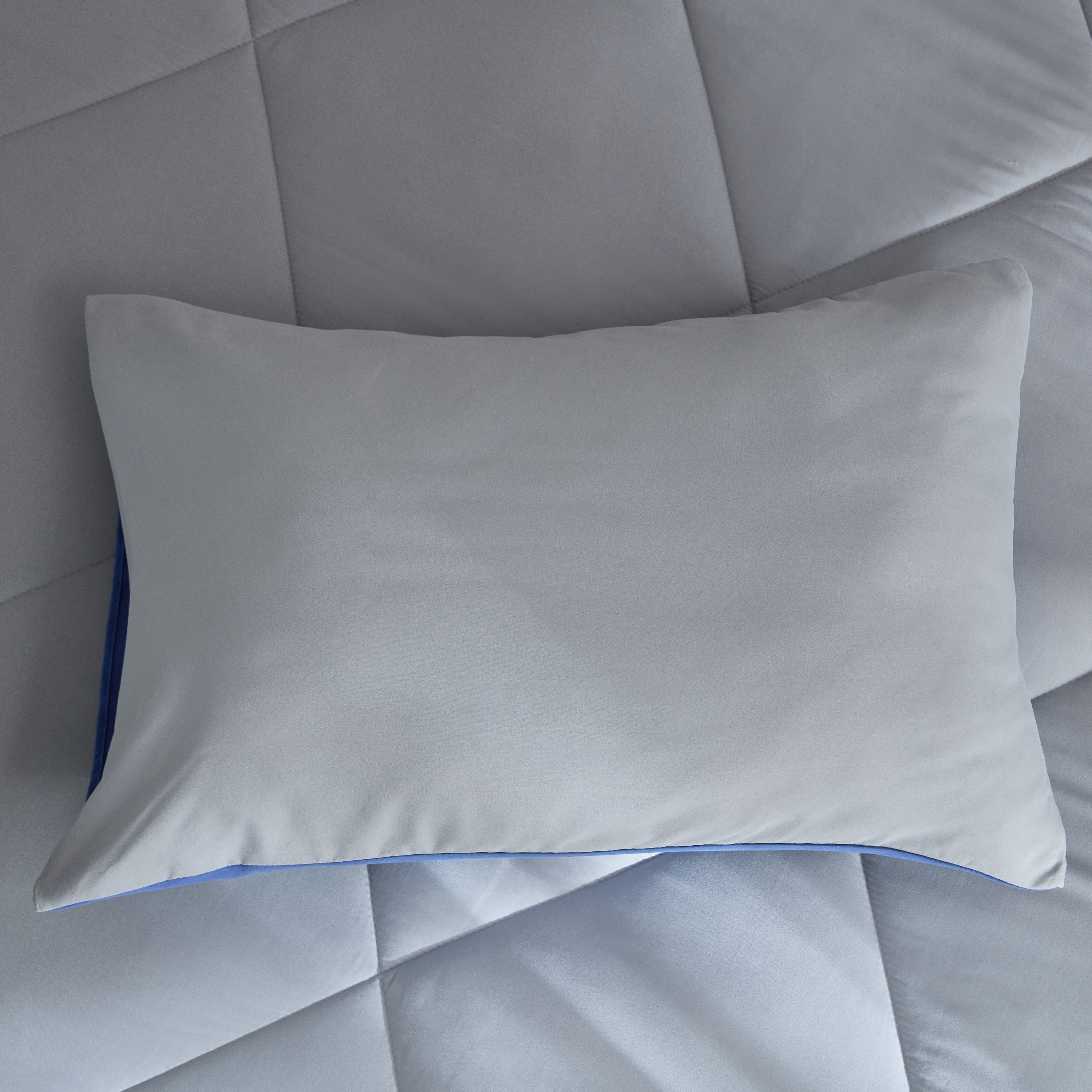طقم لحاف كوين من الألياف الدقيقة يستخدم على الوجهين 3 قطع من ديربي- 200x230 سم-hbxhomeware-hbxbedroom-image-7