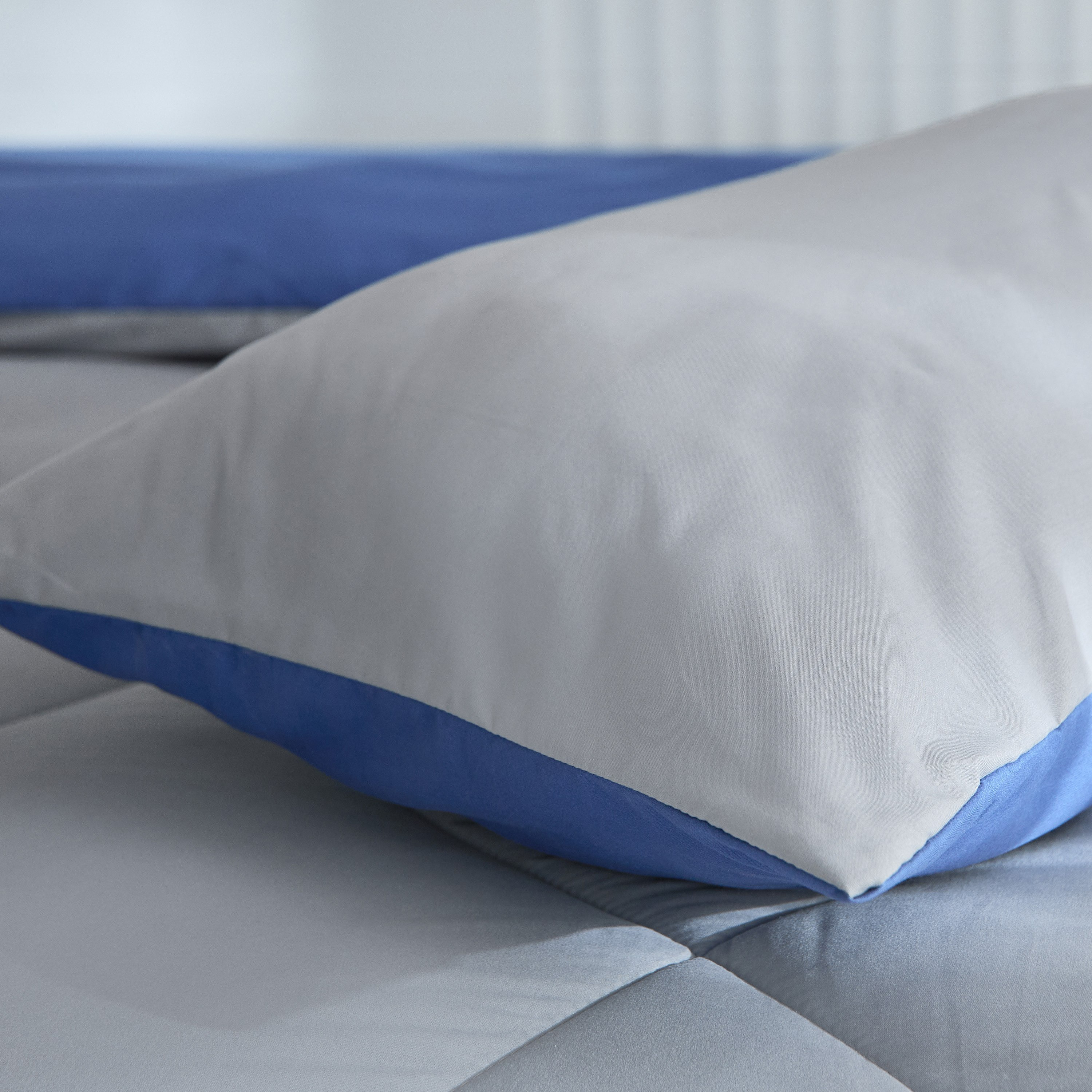 طقم لحاف كوين من الألياف الدقيقة يستخدم على الوجهين 3 قطع من ديربي- 200x230 سم-hbxhomeware-hbxbedroom-image-8