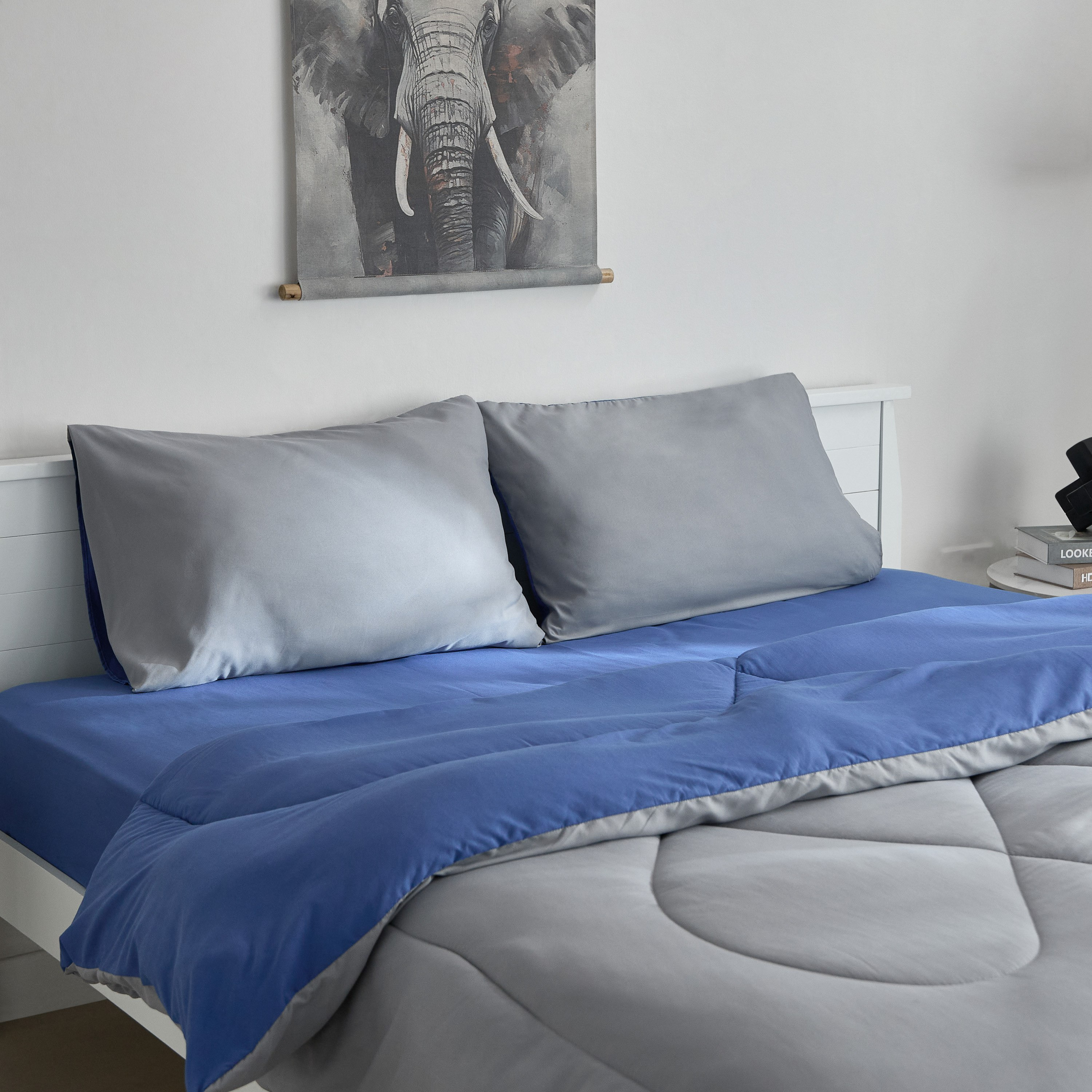 Derby 3-Piece Reversible Microfiber King Comforter Set - 220x240 cm-hbxhomeware-hbxbedroom-image-1
