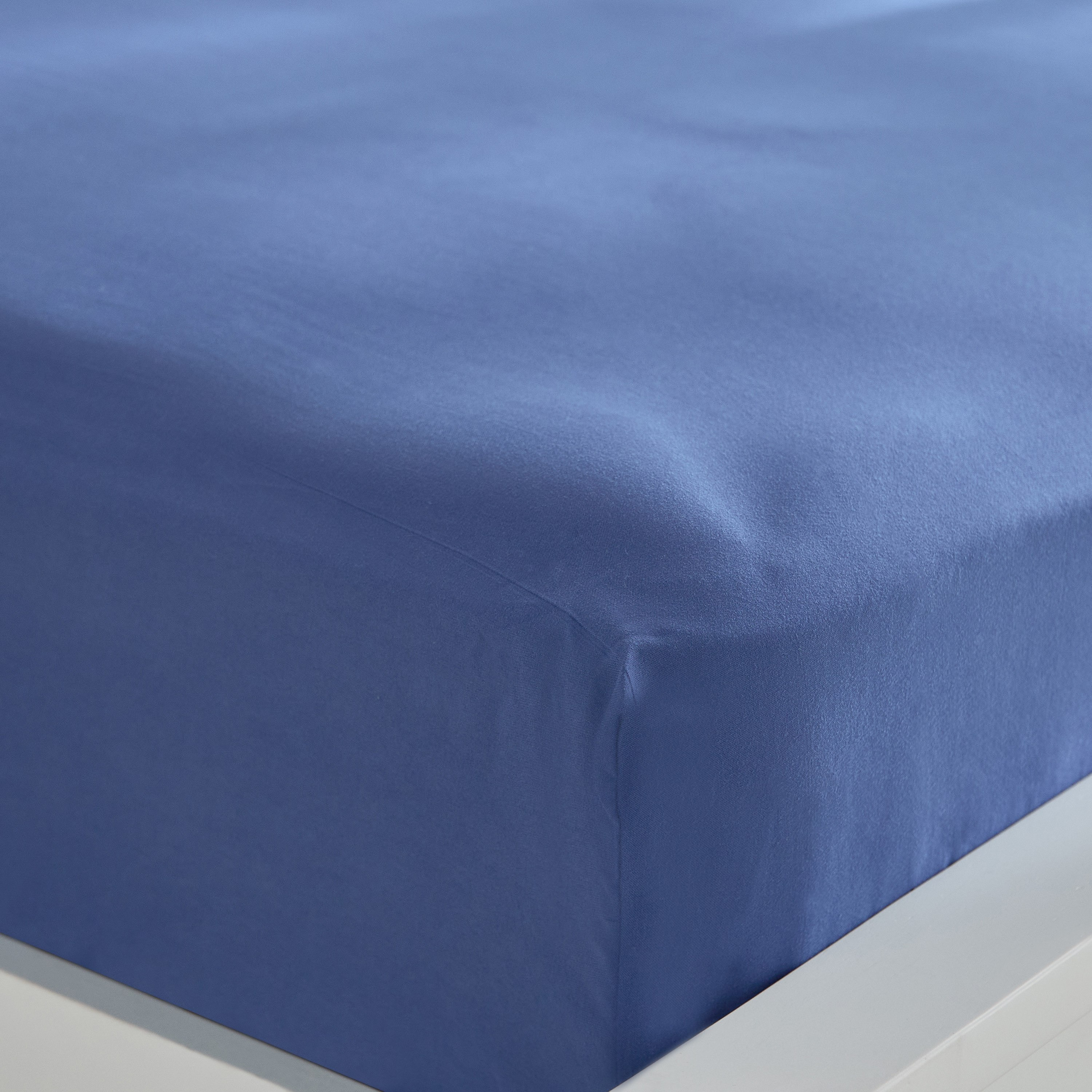 Derby Solid Microfiber Queen Fitted Sheet - 150x200+25 cm-hbxhomeware-bedding-fittedsheets-image-6