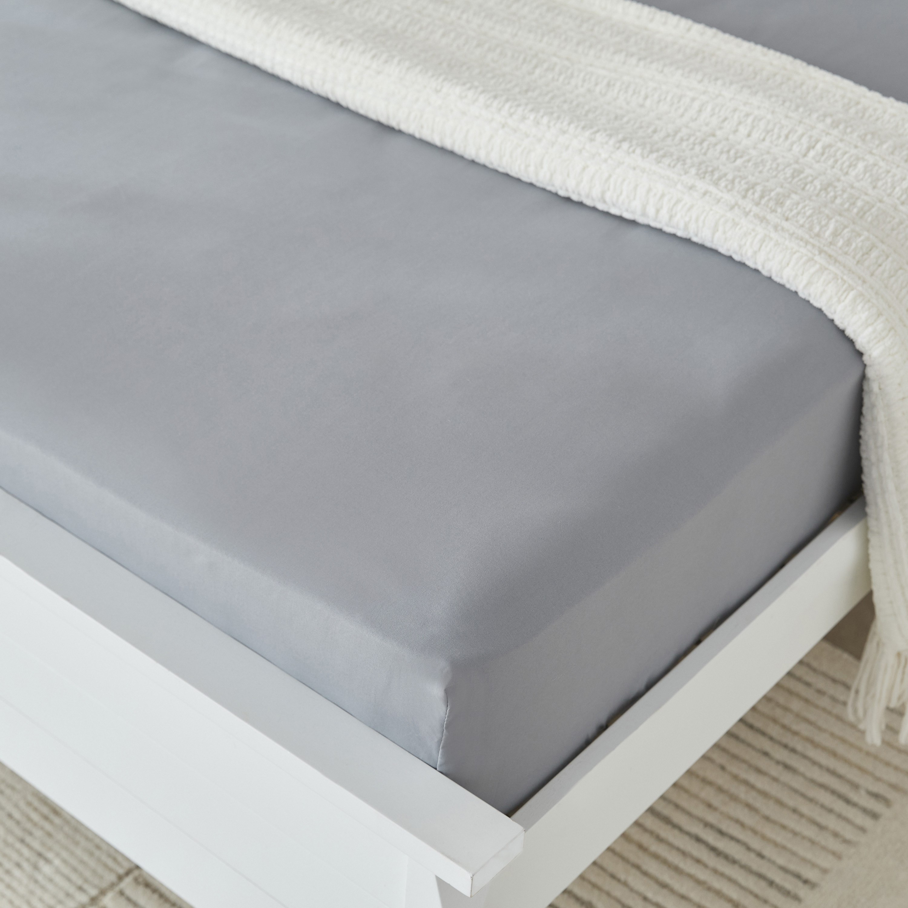 شرشف مطاطي أوليمبيك كوين سادة من الألياف الدقيقة من ديربي- 160×200+25 سم-hbxhomeware-hbxbedroom-image-1