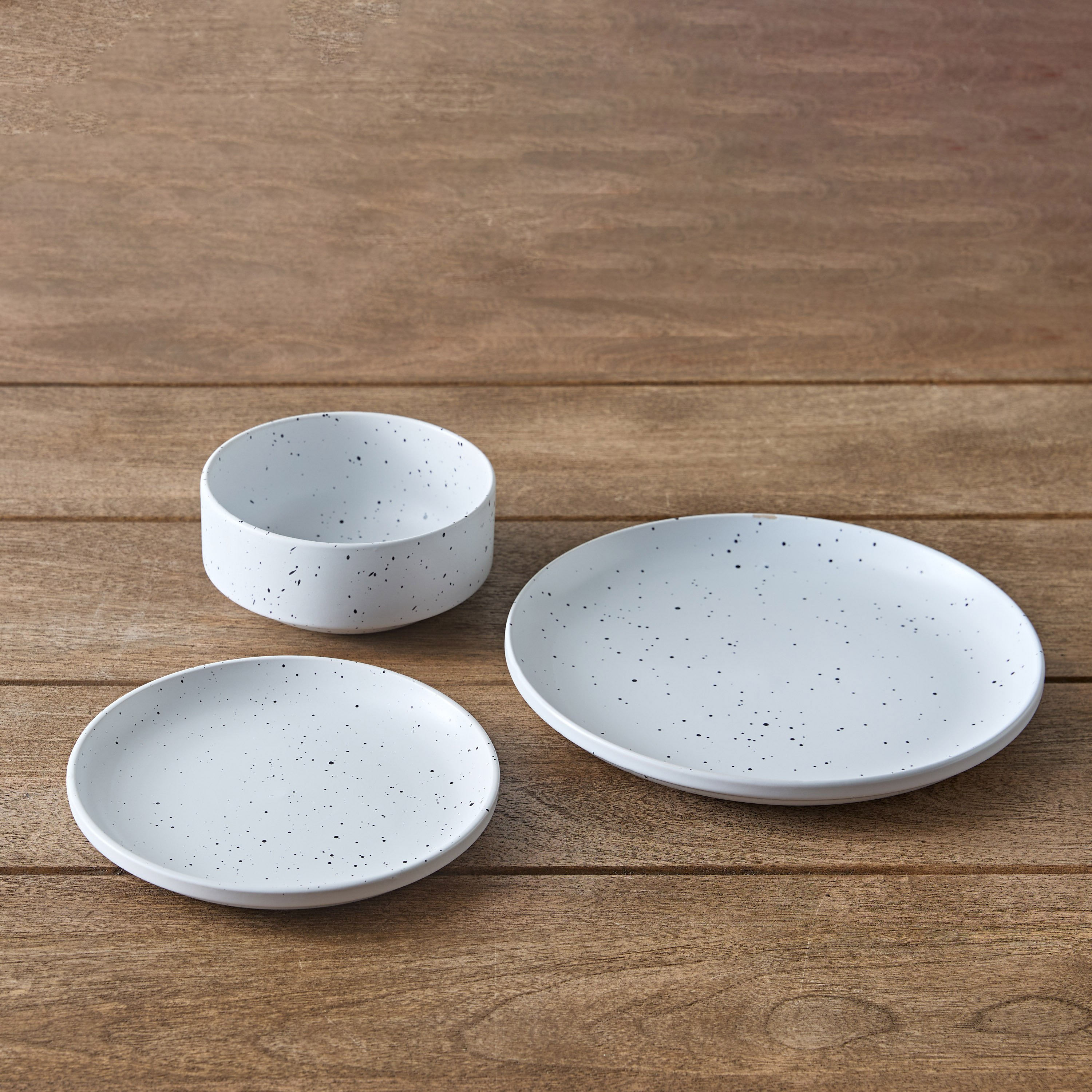طقم عشاء 12 قطعة بتصميم منقط من إليجنزا - 4 أشخاص-hbxdiningroom-tabletop-dinnersets-image-3
