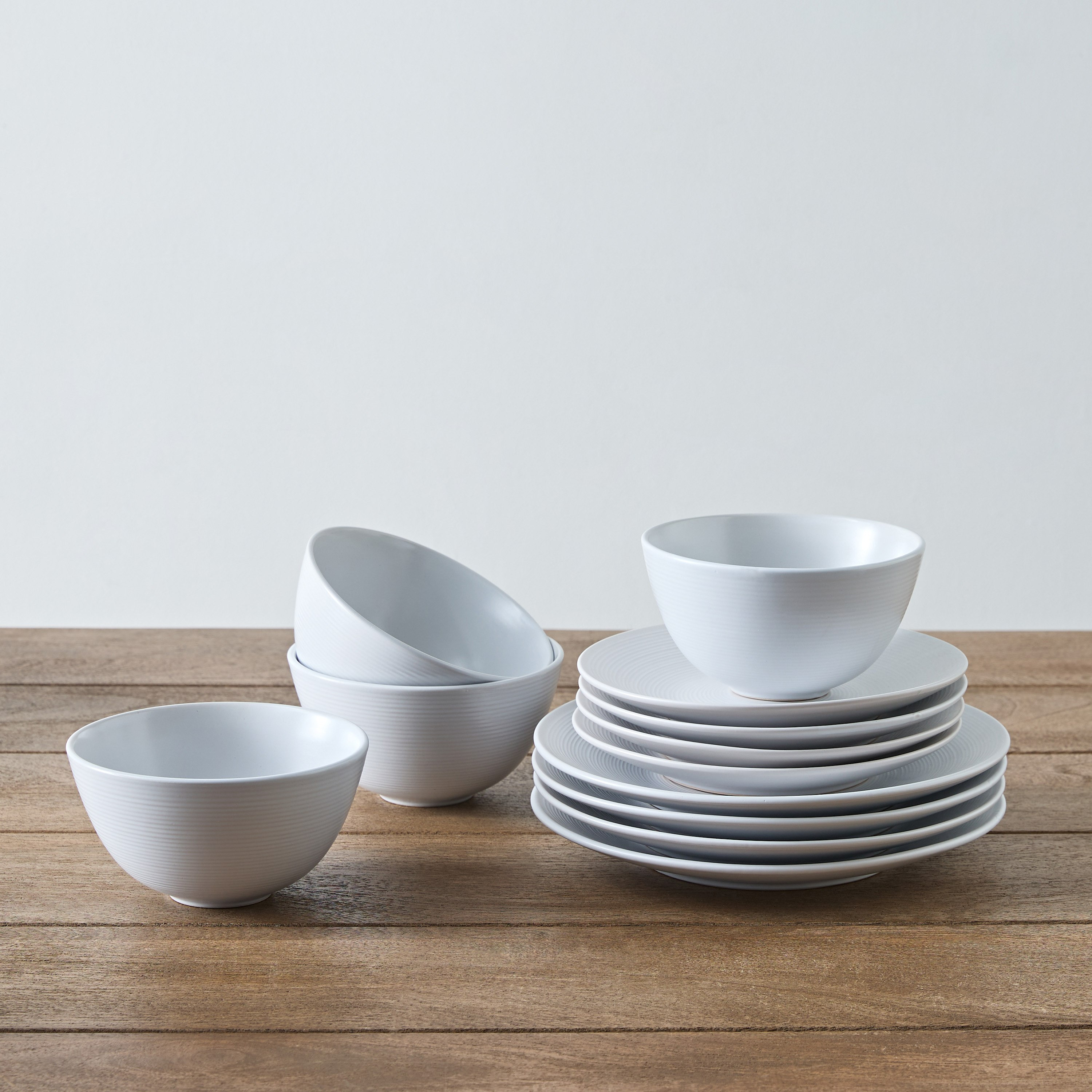 طقم عشاء 12 قطعة سويرل من إليجنزا - 4 أشخاص-hbxdiningroom-tabletop-dinnersets-image-2