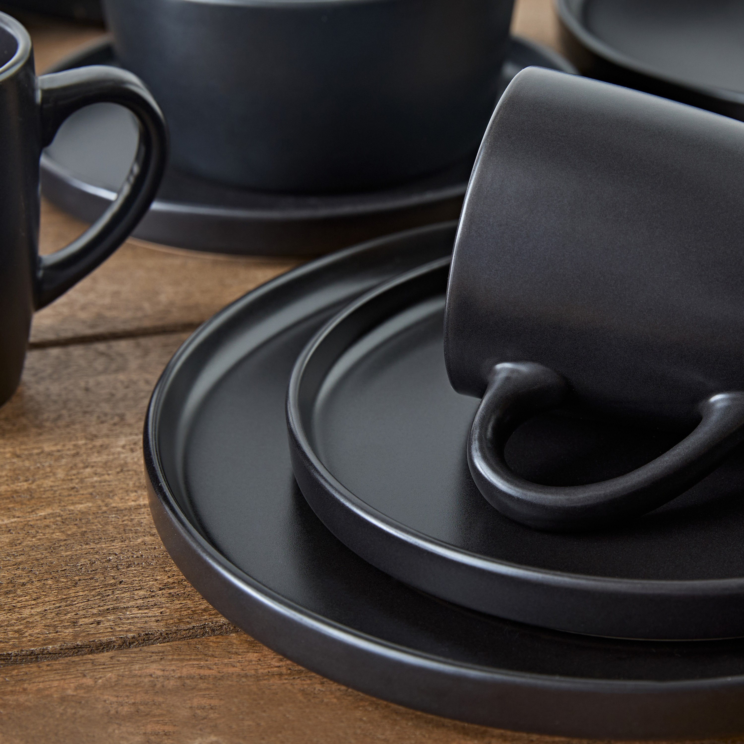 طقم عشاء 16 قطعة أليس من إليجنزا - 4 أشخاص-hbxdiningroom-tabletop-dinnersets-image-4