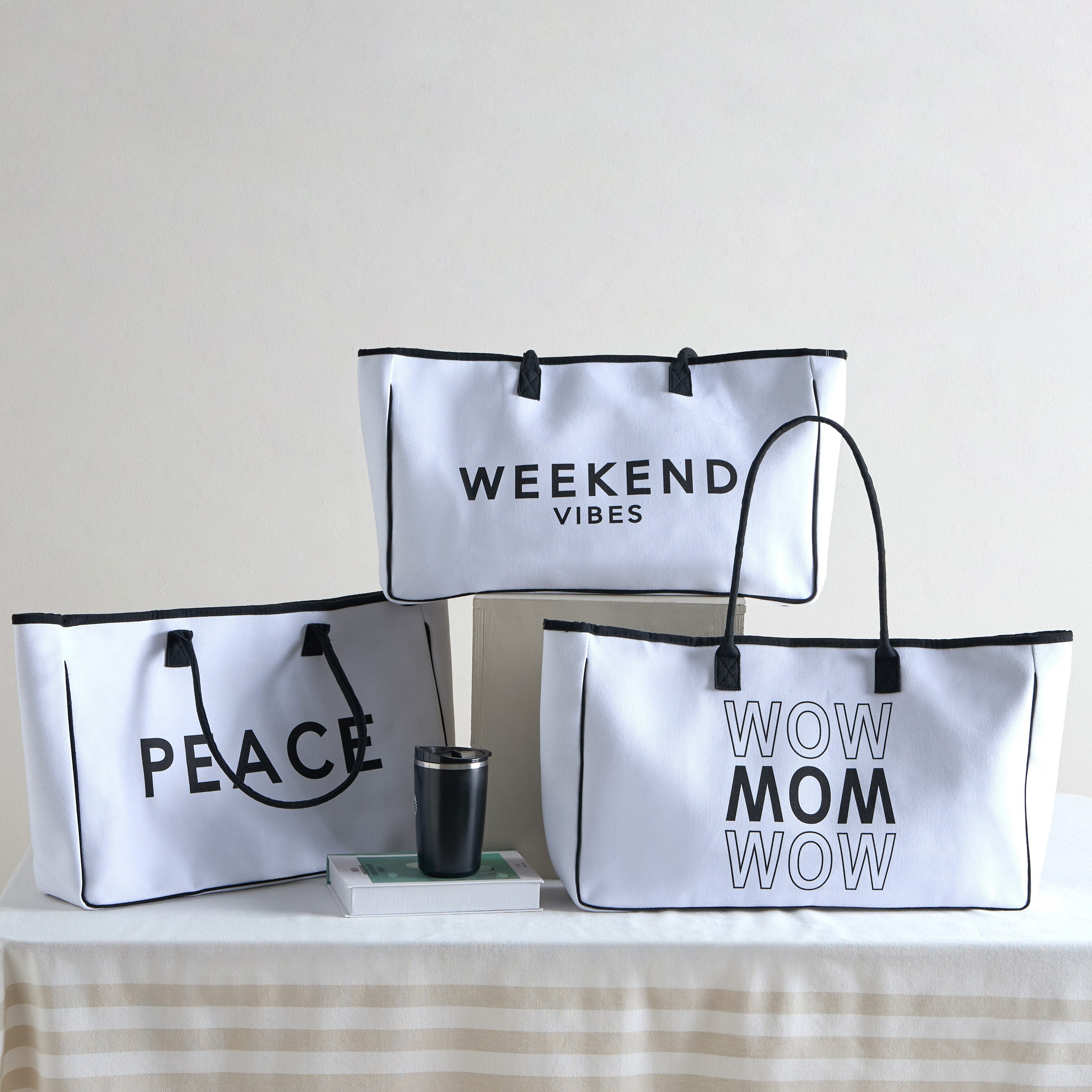 Fun Living WoW MoM WoW Tote Bag-PROMO_HB_AE_B2G2_011025-image-4